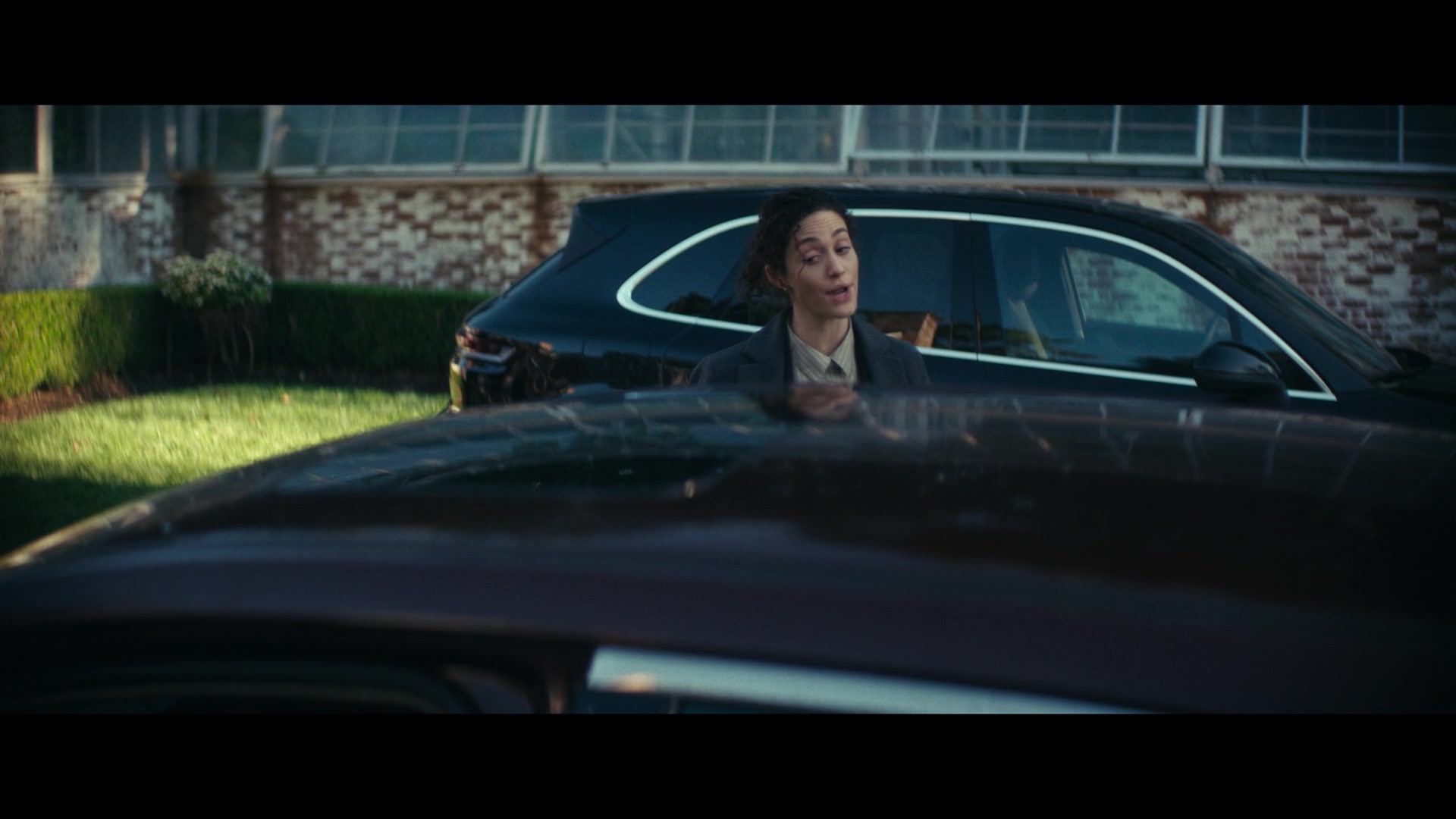 Furious_S01E02_My_Life_Had_Stood_A_Loaded_Gun_1080p_ERW_003966.jpg