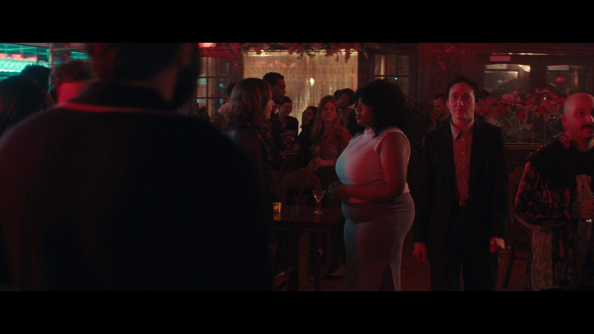 Furious_S01E02_My_Life_Had_Stood_A_Loaded_Gun_1080p_ERW_004011.jpg