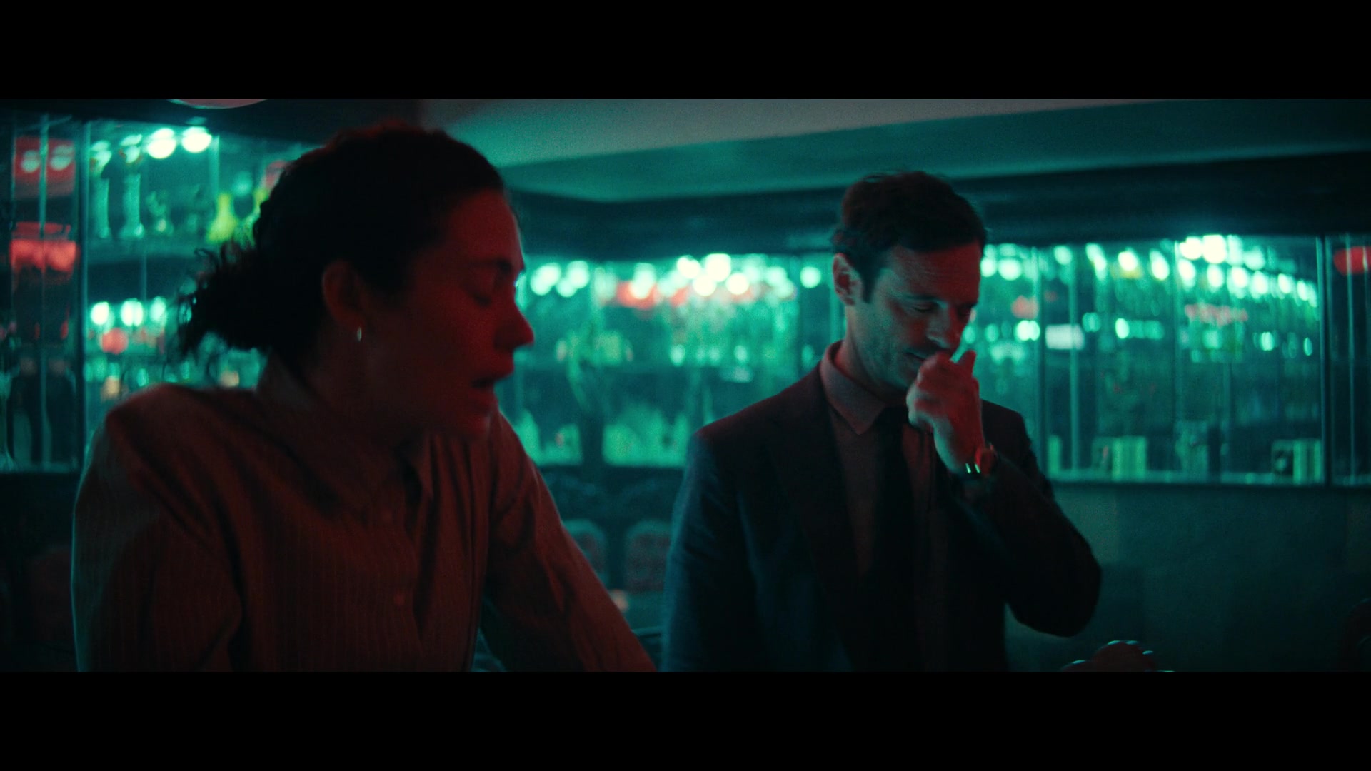 Furious_S01E02_My_Life_Had_Stood_A_Loaded_Gun_1080p_ERW_004568.jpg