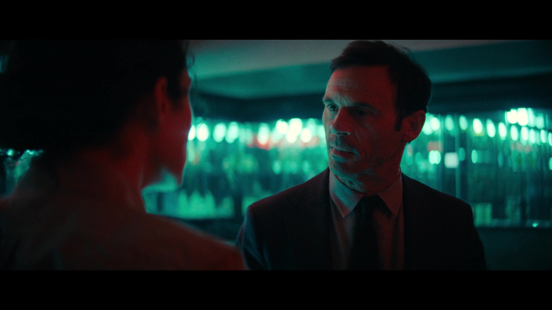 Furious_S01E02_My_Life_Had_Stood_A_Loaded_Gun_1080p_ERW_004621.jpg