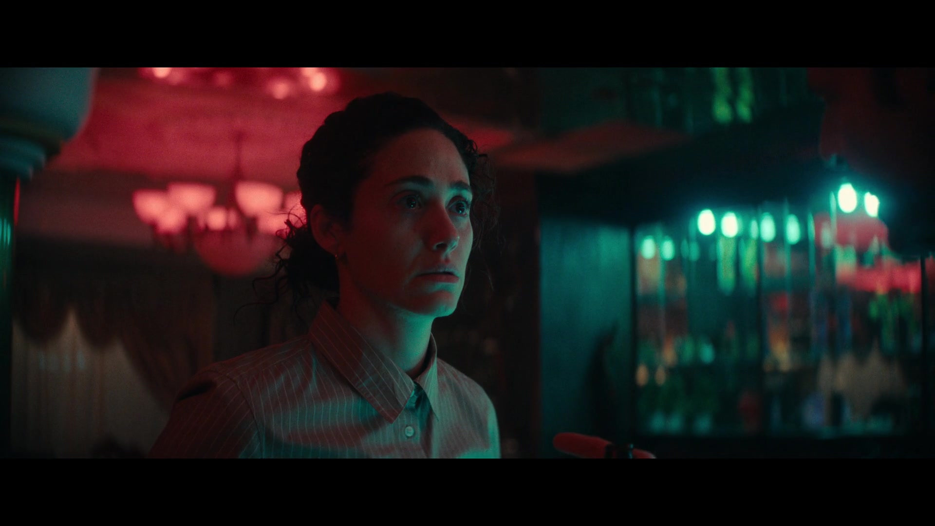Furious_S01E02_My_Life_Had_Stood_A_Loaded_Gun_1080p_ERW_004711.jpg