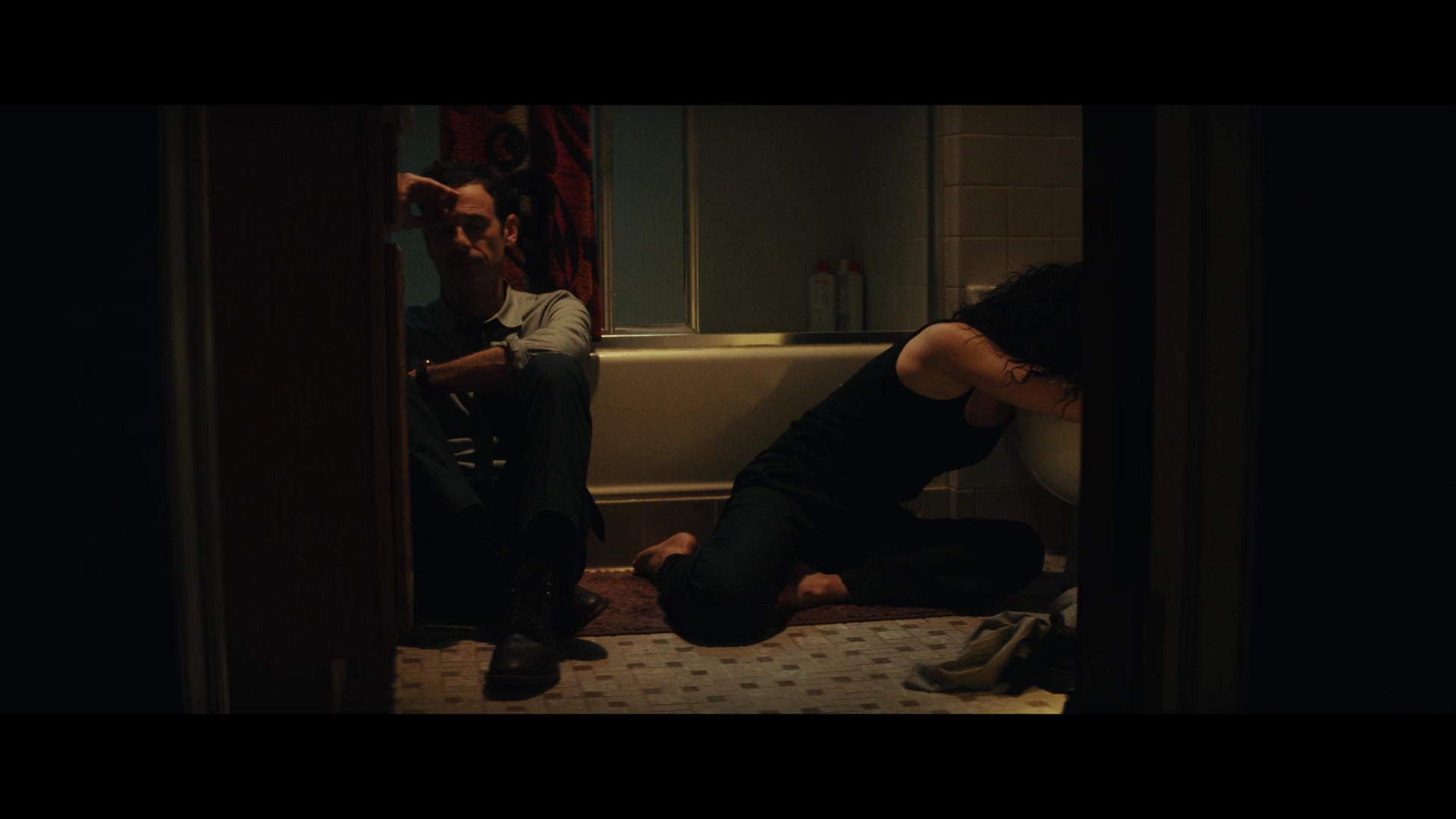 Furious_S01E02_My_Life_Had_Stood_A_Loaded_Gun_1080p_ERW_005175.jpg
