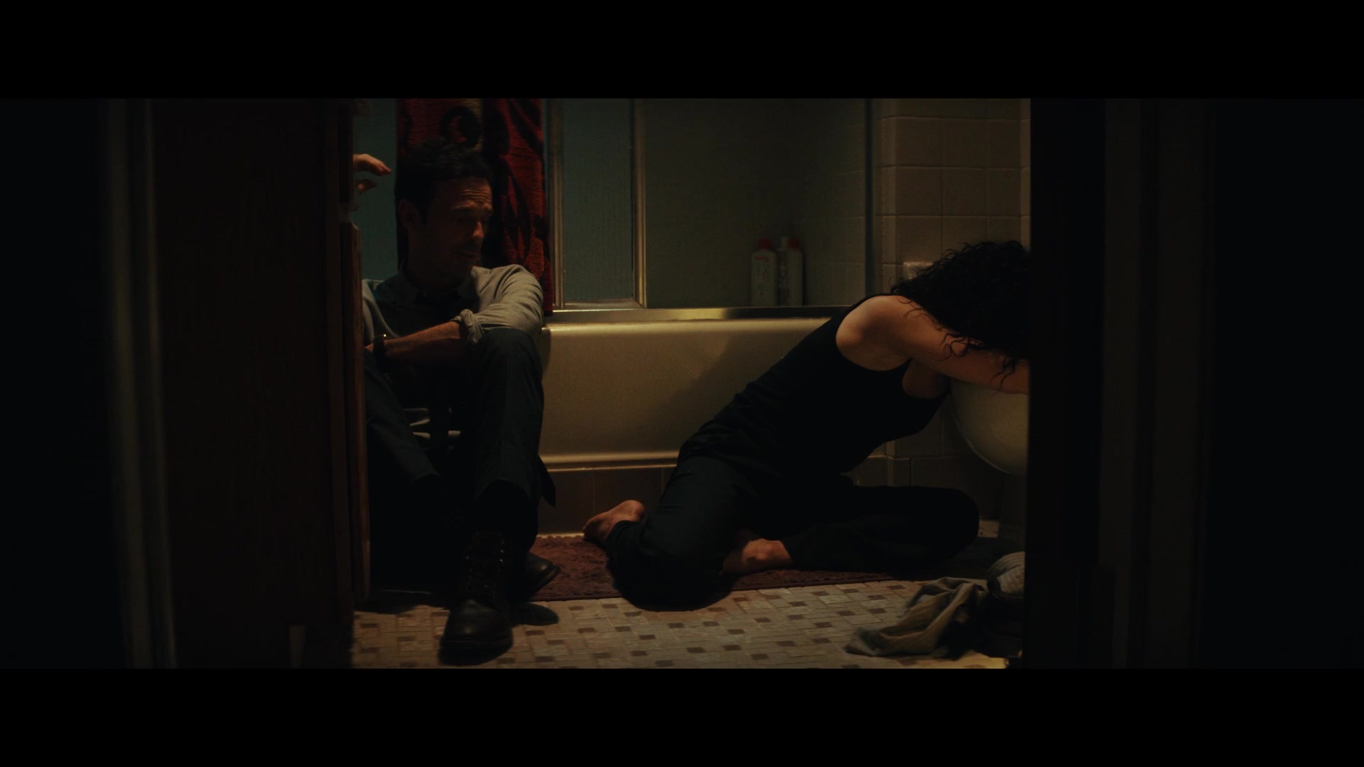 Furious_S01E02_My_Life_Had_Stood_A_Loaded_Gun_1080p_ERW_005187.jpg