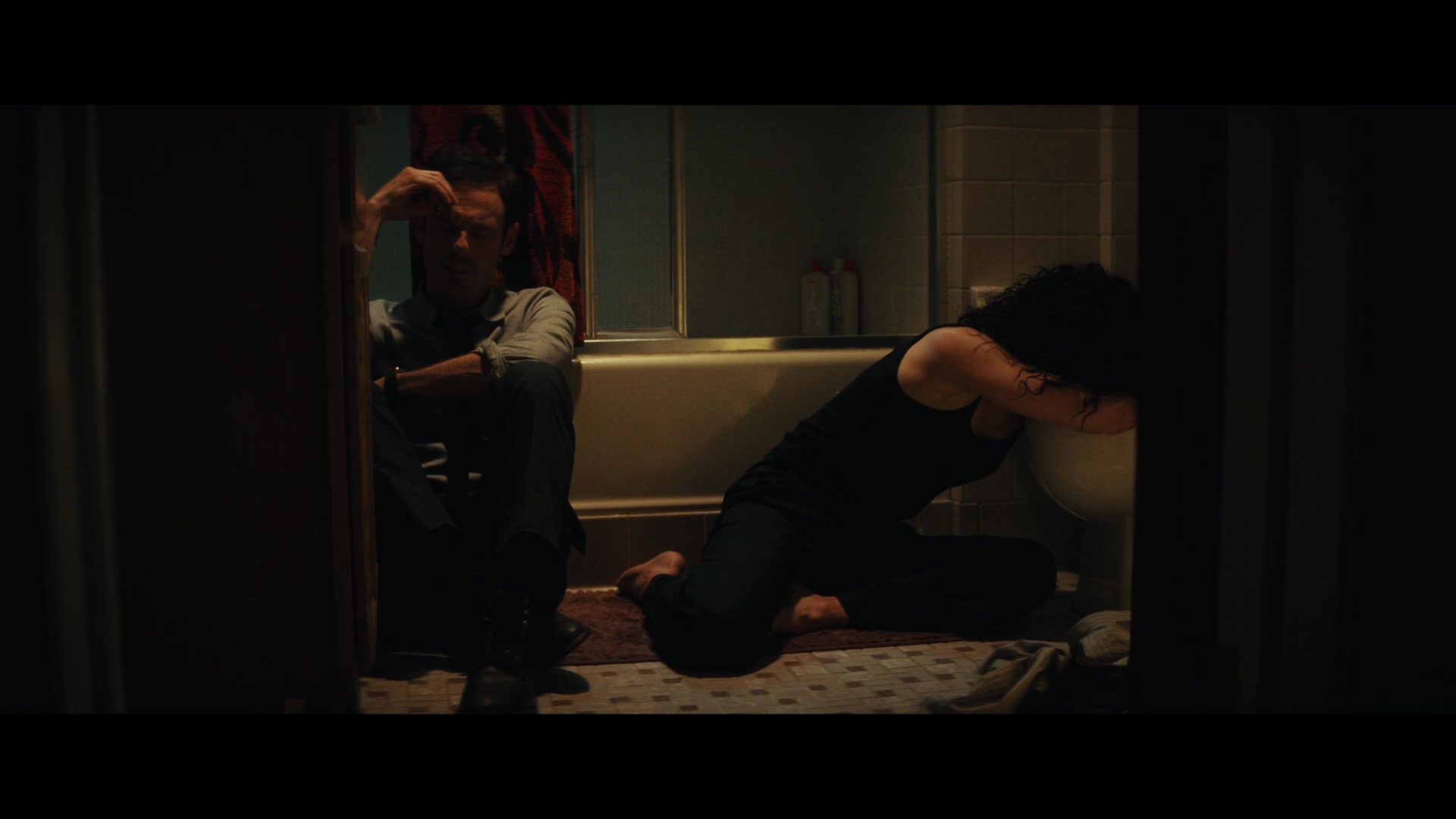 Furious_S01E02_My_Life_Had_Stood_A_Loaded_Gun_1080p_ERW_005203.jpg