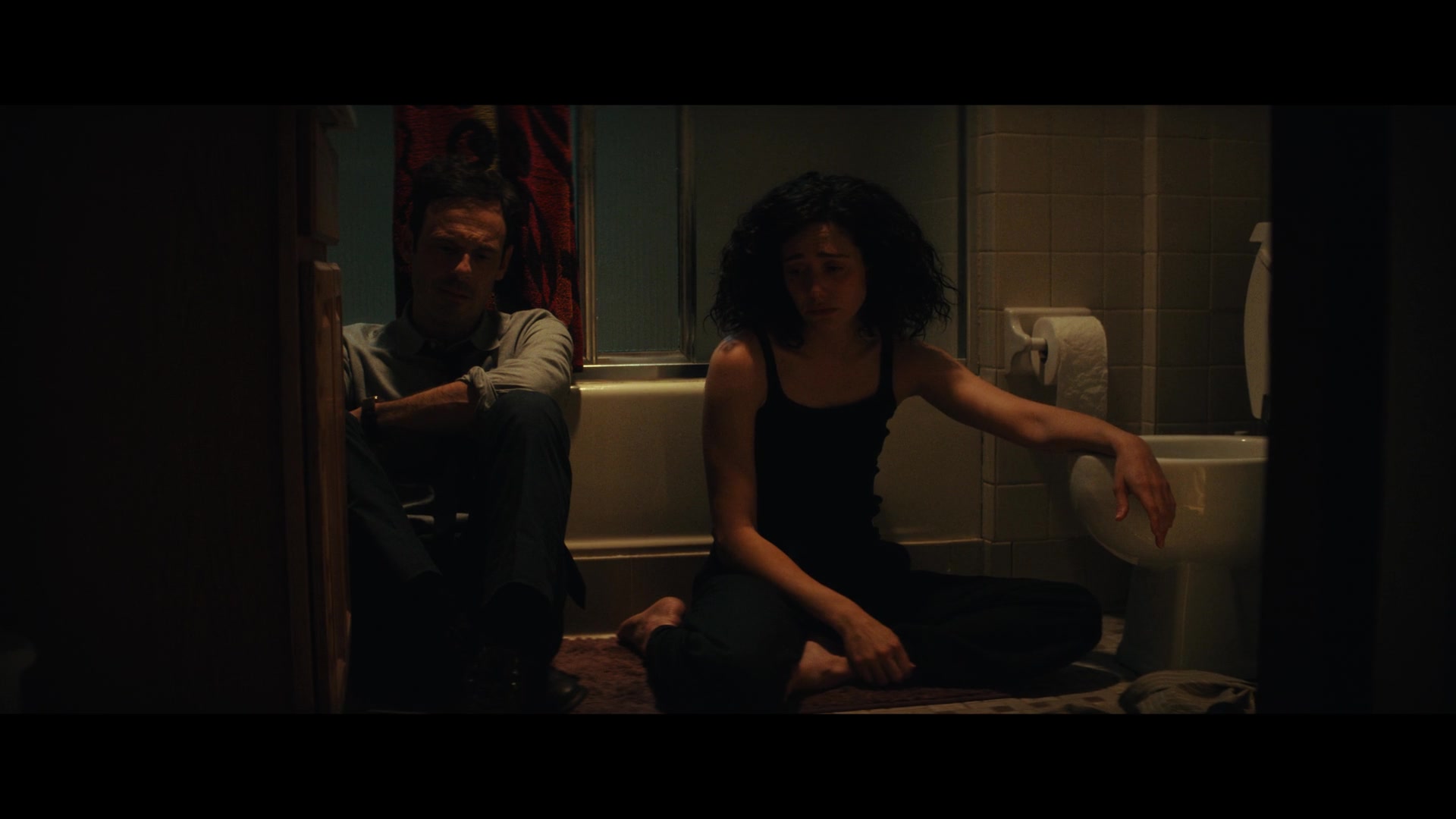 Furious_S01E02_My_Life_Had_Stood_A_Loaded_Gun_1080p_ERW_005241.jpg