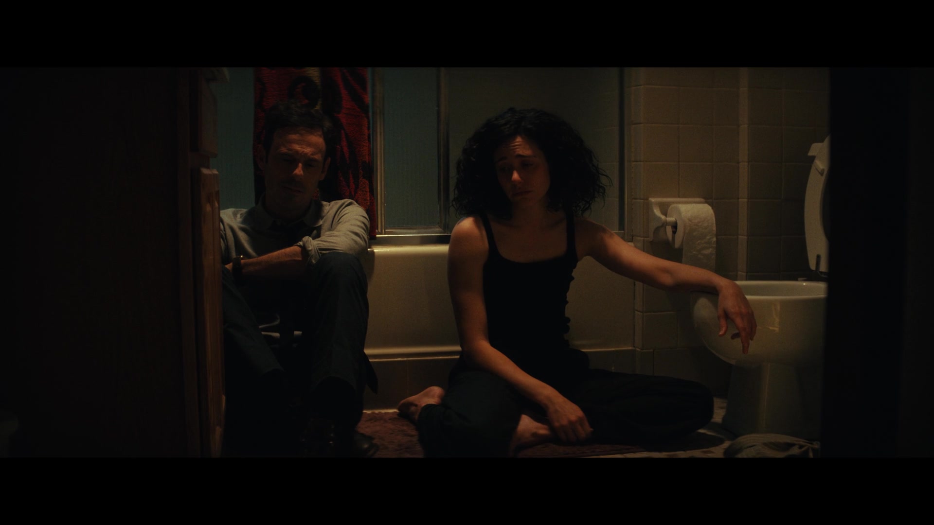 Furious_S01E02_My_Life_Had_Stood_A_Loaded_Gun_1080p_ERW_005244.jpg