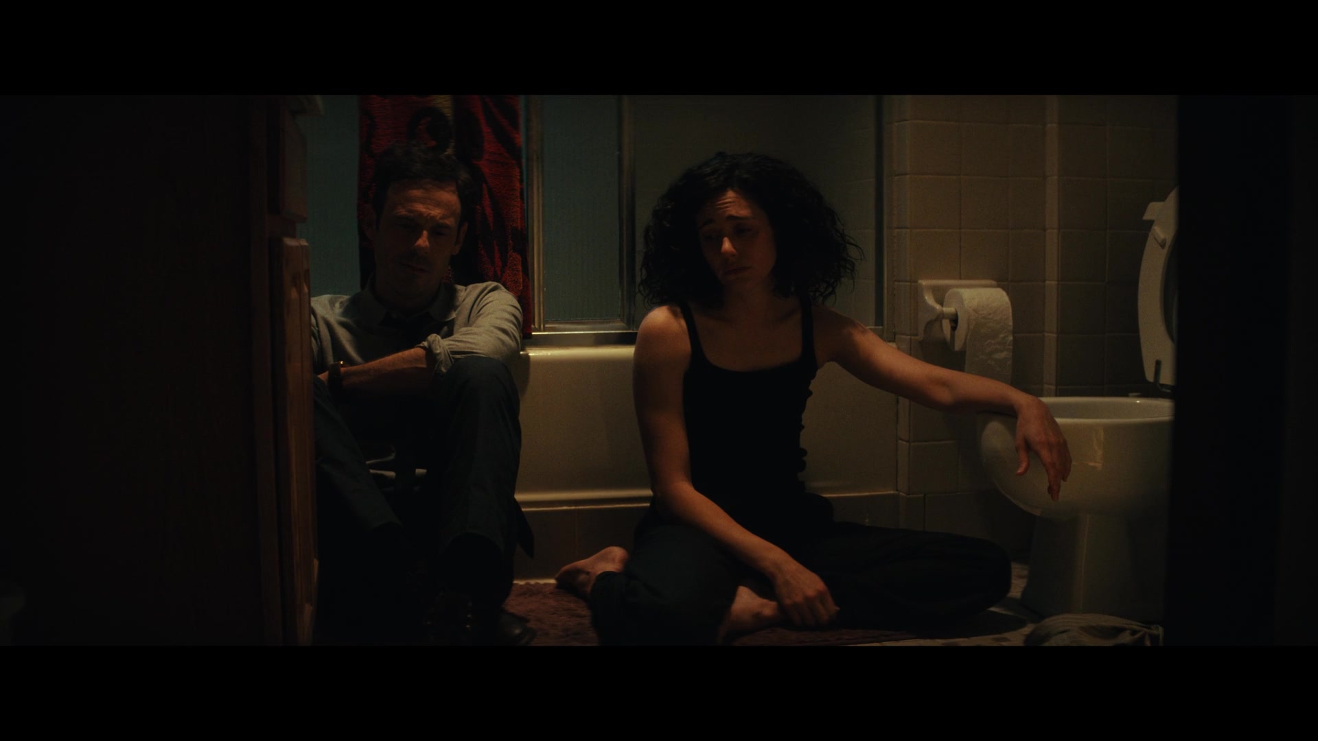 Furious_S01E02_My_Life_Had_Stood_A_Loaded_Gun_1080p_ERW_005245.jpg