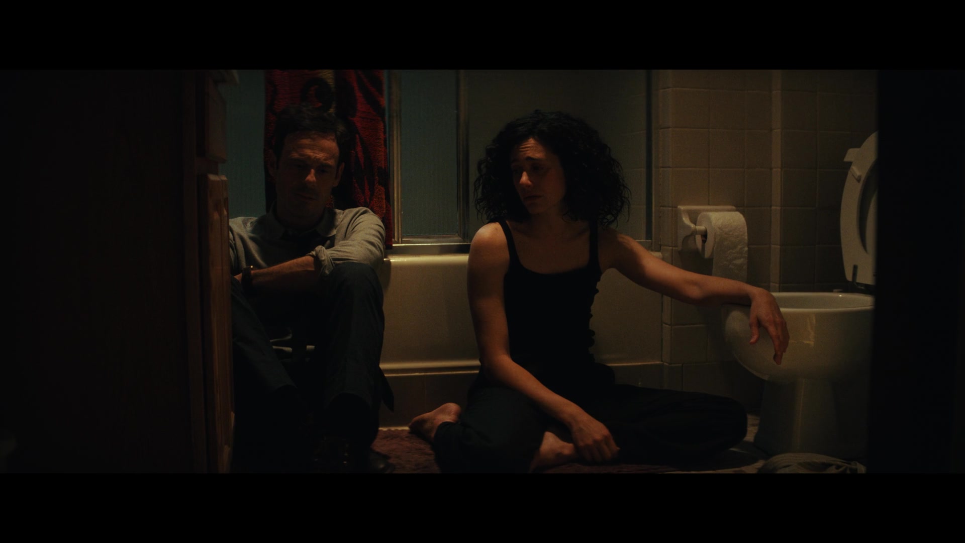 Furious_S01E02_My_Life_Had_Stood_A_Loaded_Gun_1080p_ERW_005249.jpg