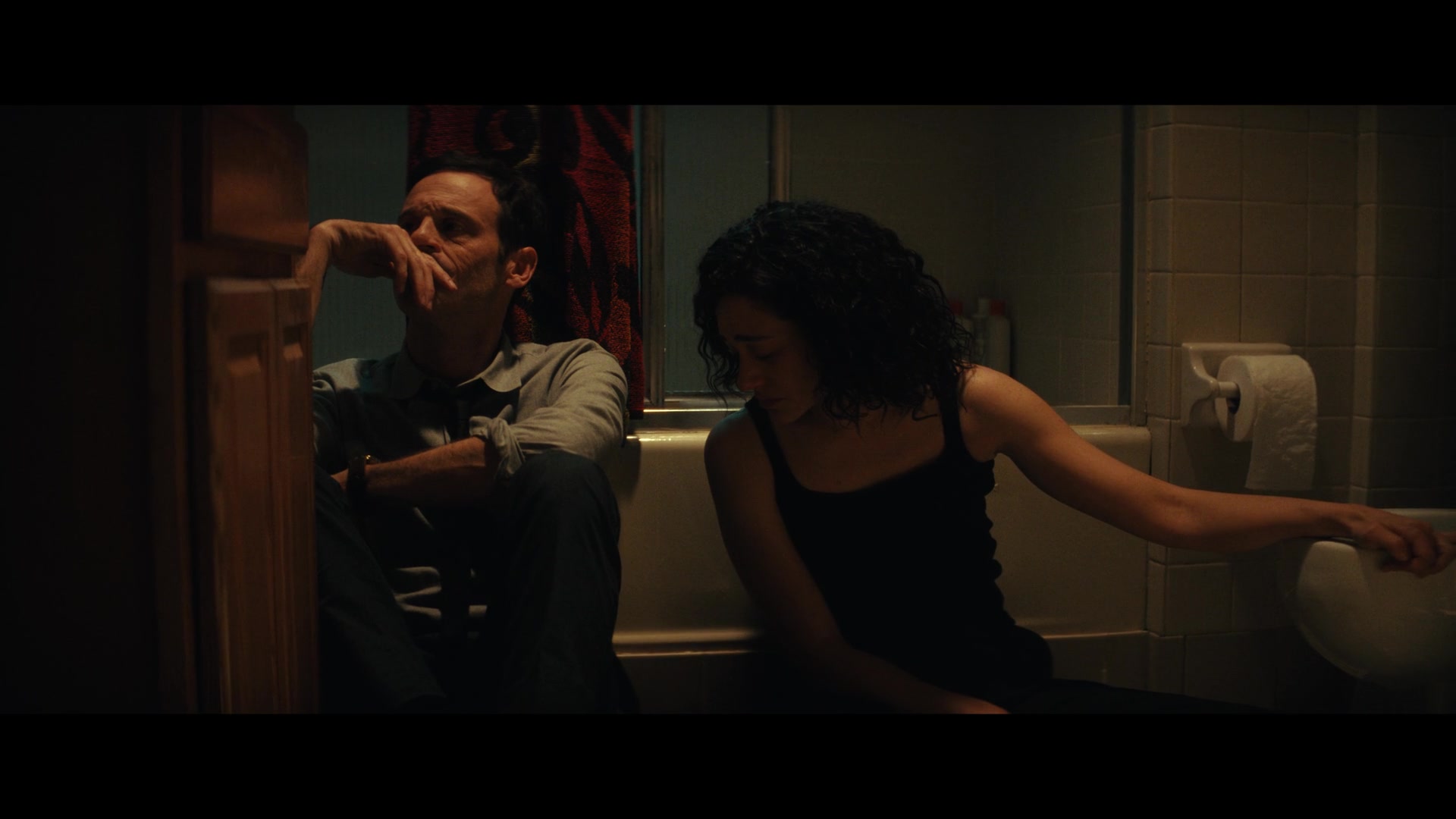 Furious_S01E02_My_Life_Had_Stood_A_Loaded_Gun_1080p_ERW_005340.jpg