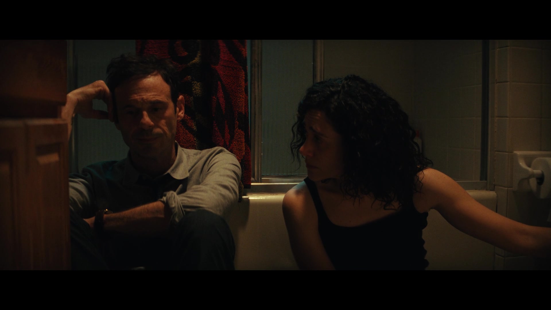 Furious_S01E02_My_Life_Had_Stood_A_Loaded_Gun_1080p_ERW_005415.jpg