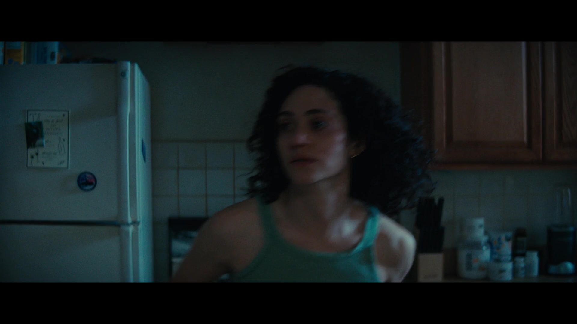 Furious_S01E02_My_Life_Had_Stood_A_Loaded_Gun_1080p_ERW_006240.jpg