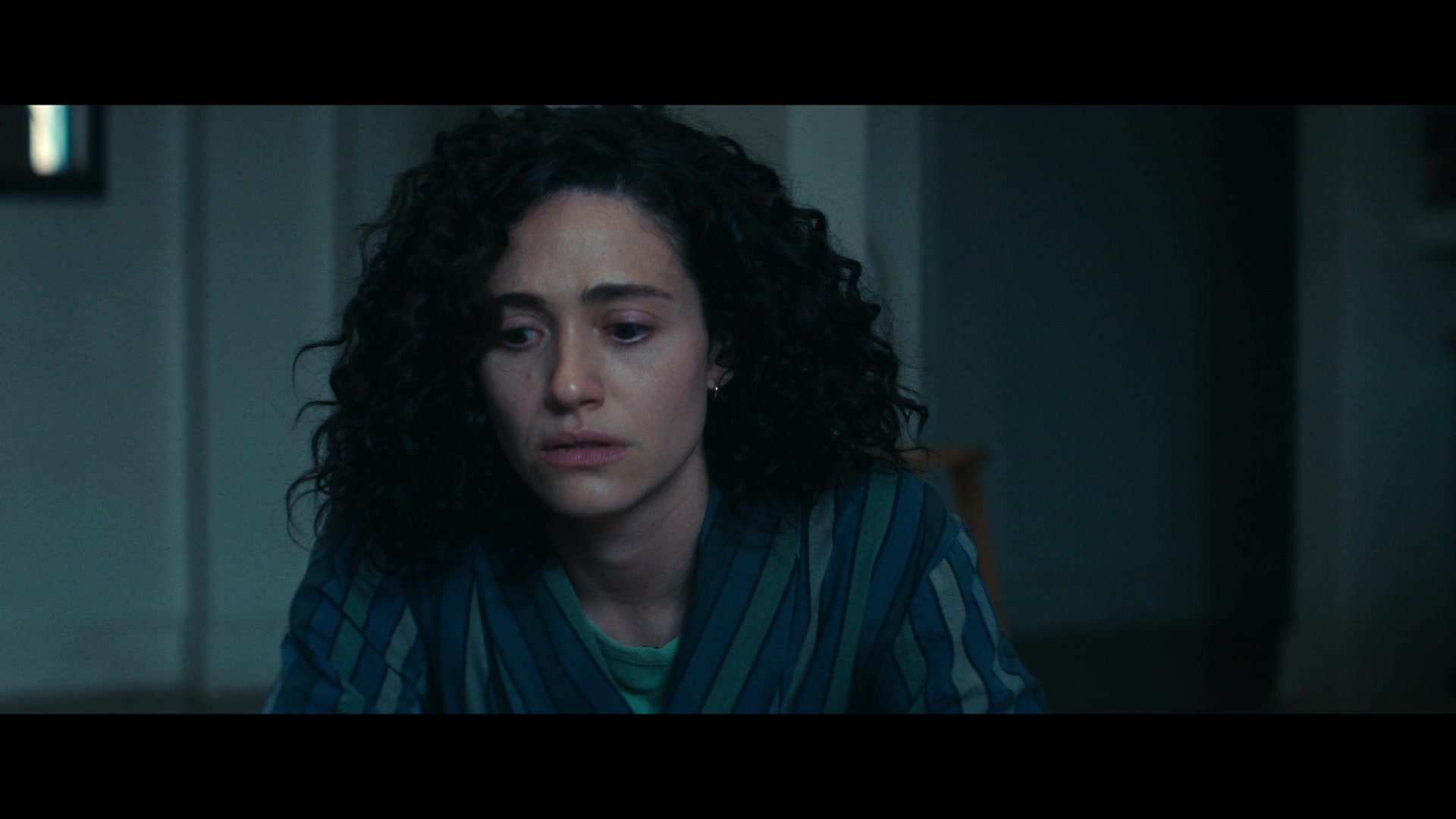 Furious_S01E02_My_Life_Had_Stood_A_Loaded_Gun_1080p_ERW_006365.jpg