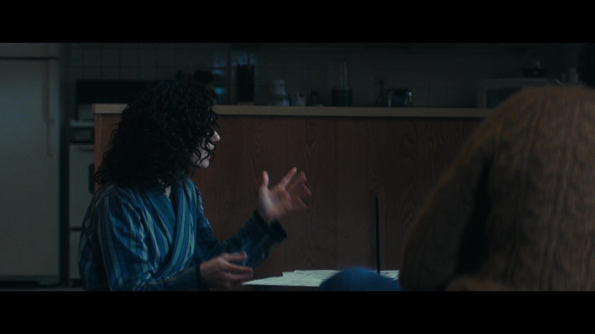 Furious_S01E02_My_Life_Had_Stood_A_Loaded_Gun_1080p_ERW_006389.jpg