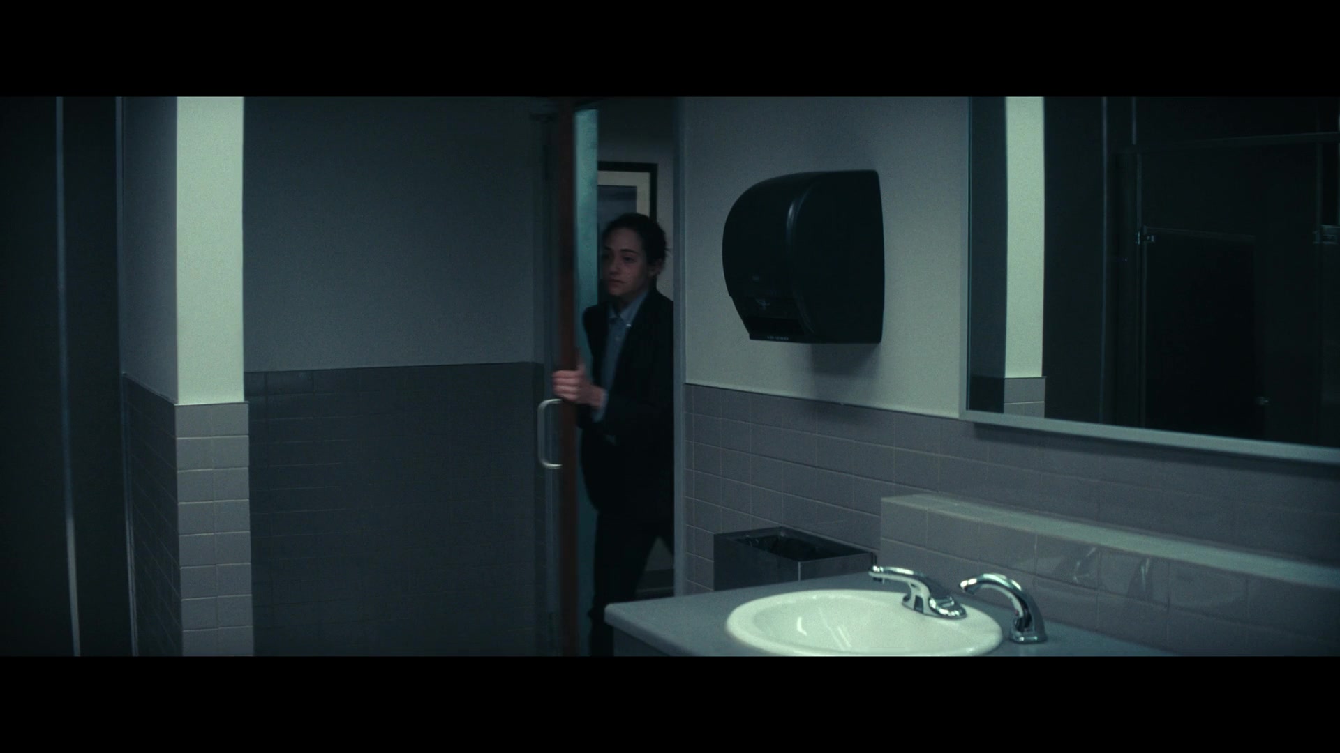 Furious_S01E03_Memory_Distortion_1080p_ERW_000613.jpg