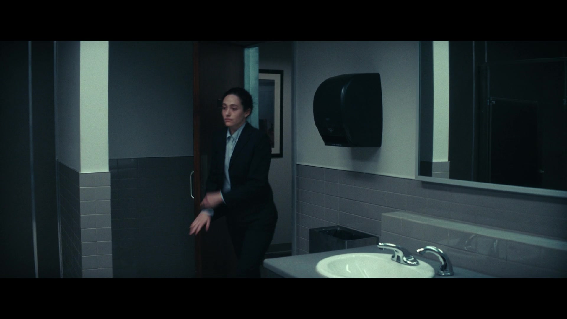 Furious_S01E03_Memory_Distortion_1080p_ERW_000614.jpg