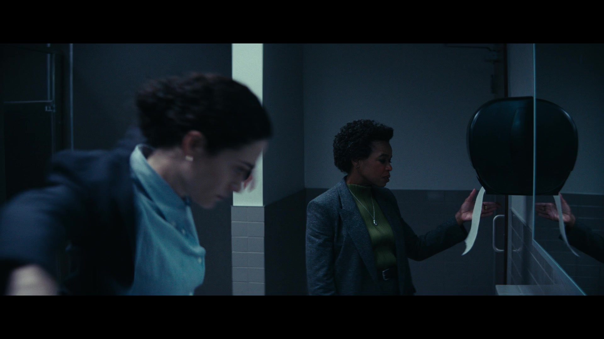 Furious_S01E03_Memory_Distortion_1080p_ERW_004708.jpg