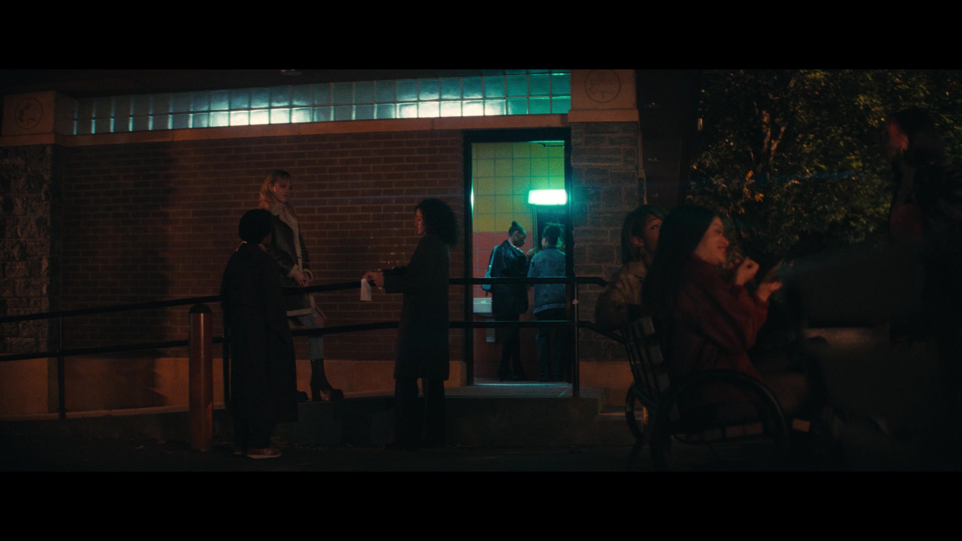 Furious_S01E04_Flash_Flood_1080p_ERW_001725.jpg
