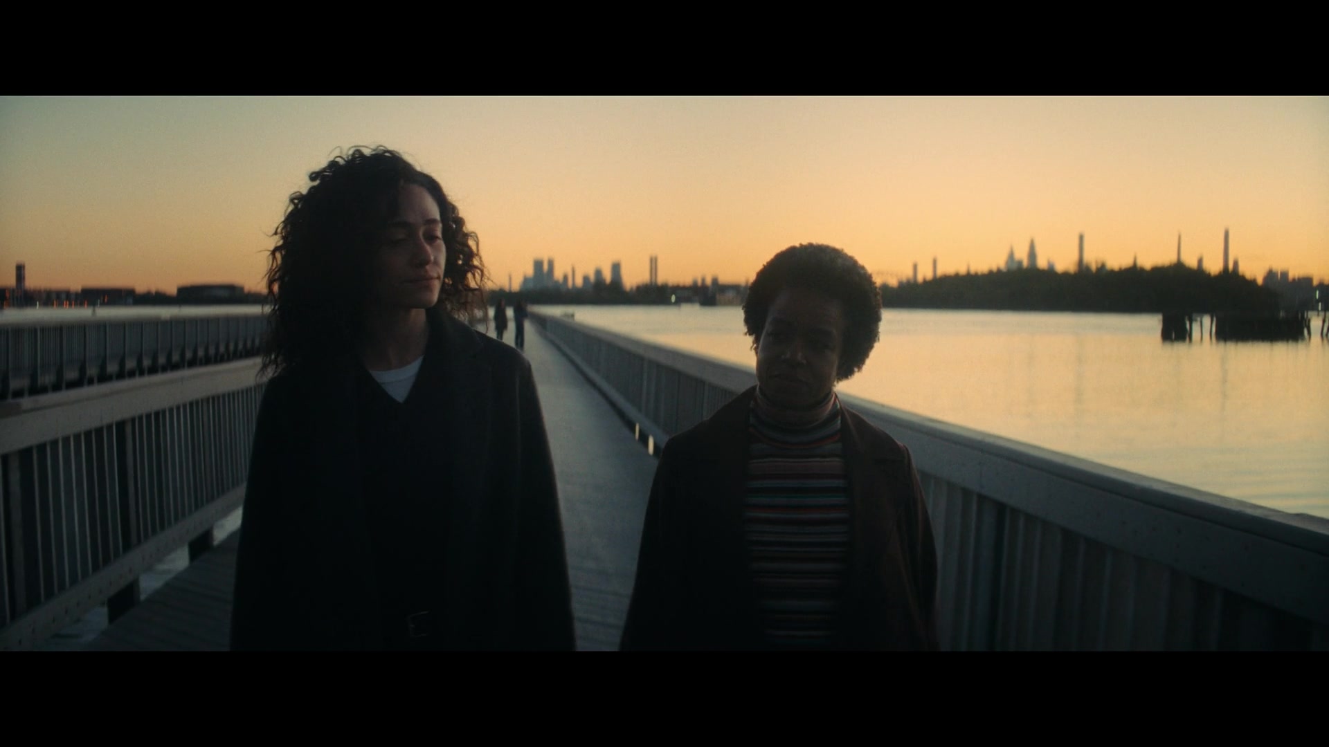Furious_S01E04_Flash_Flood_1080p_ERW_001833.jpg
