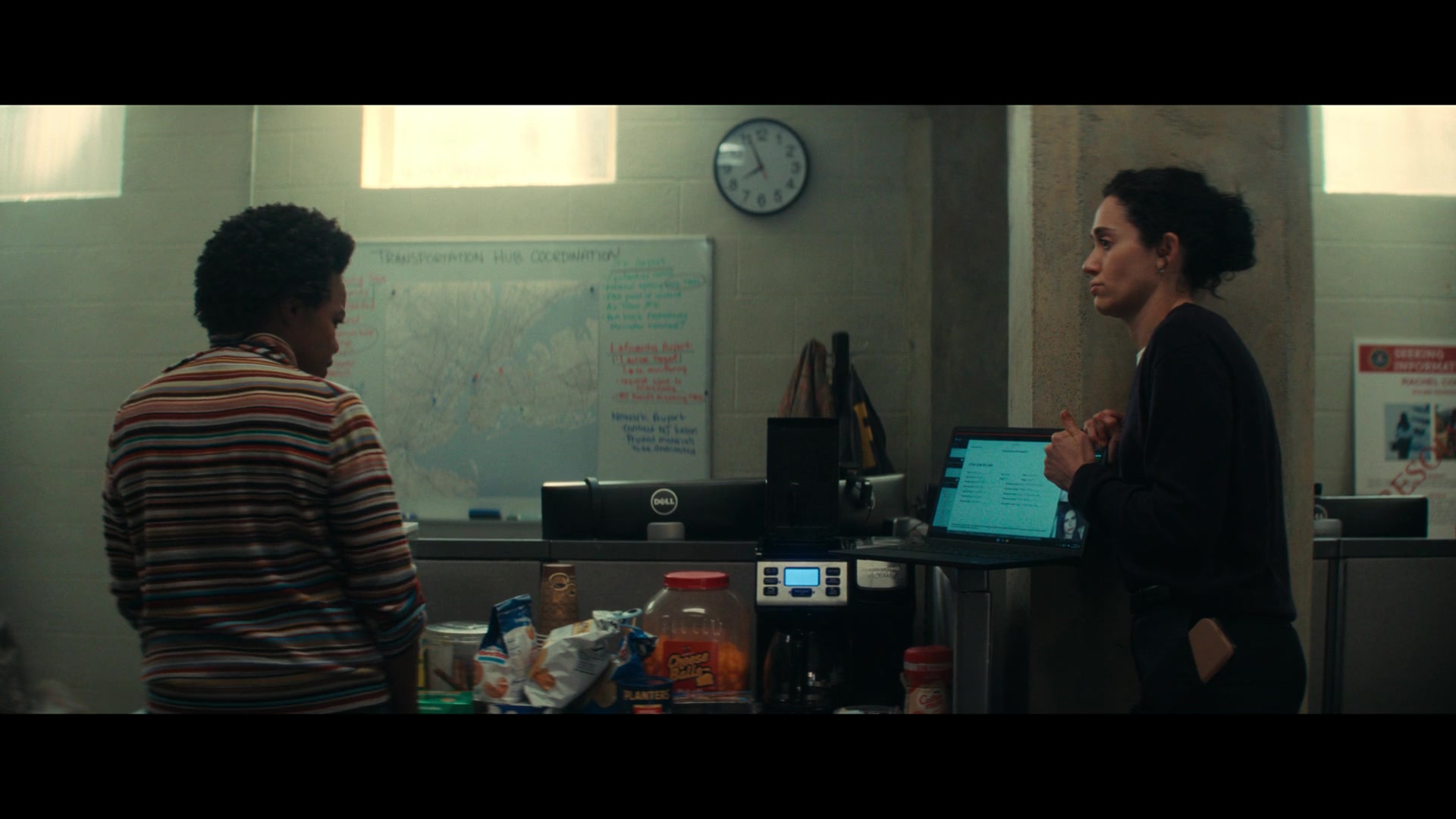 Furious_S01E04_Flash_Flood_1080p_ERW_002245.jpg