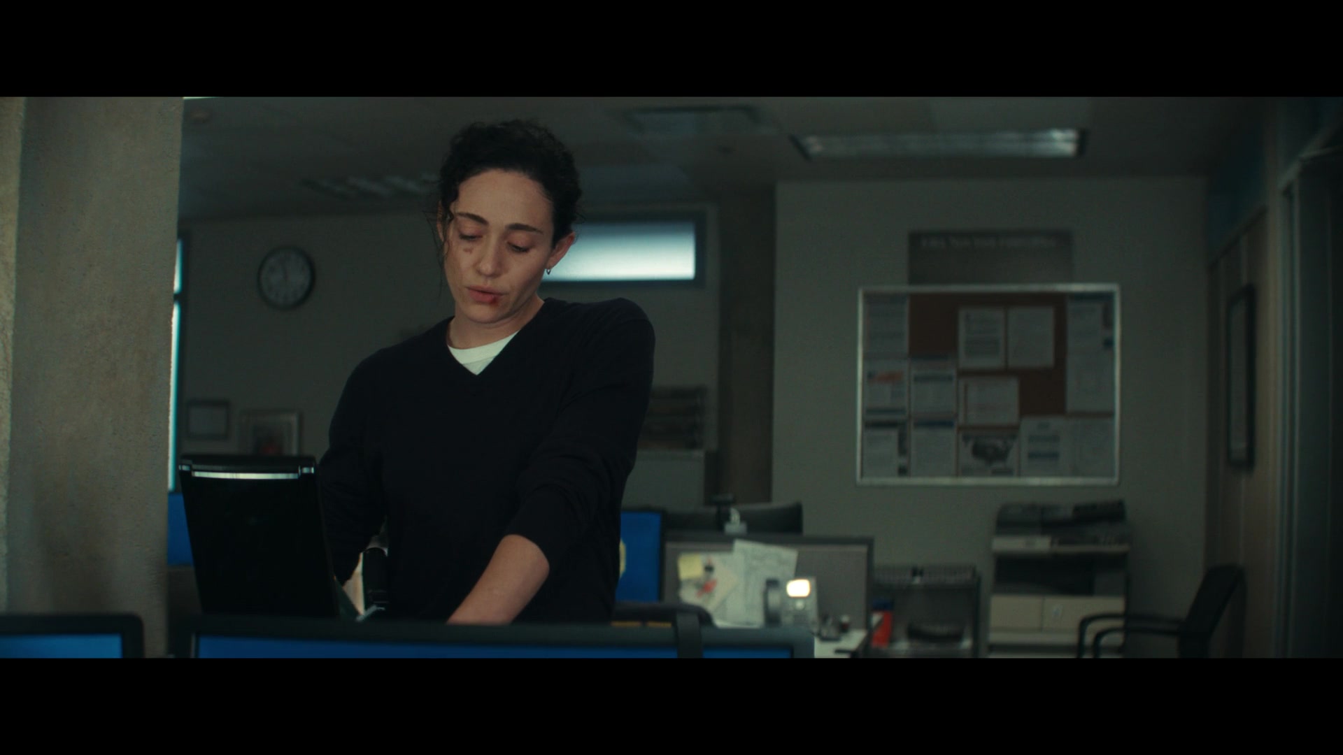 Furious_S01E04_Flash_Flood_1080p_ERW_002377.jpg