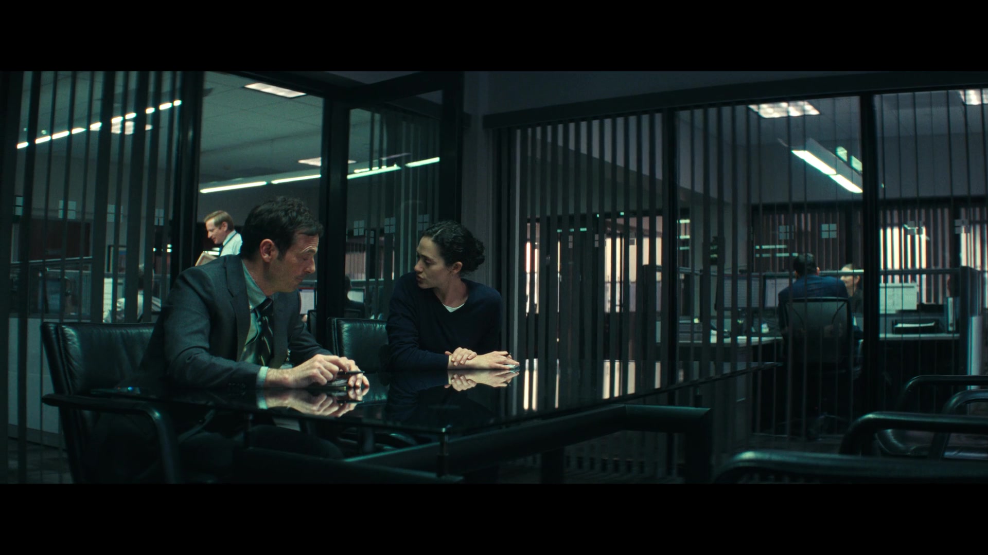 Furious_S01E04_Flash_Flood_1080p_ERW_003654.jpg