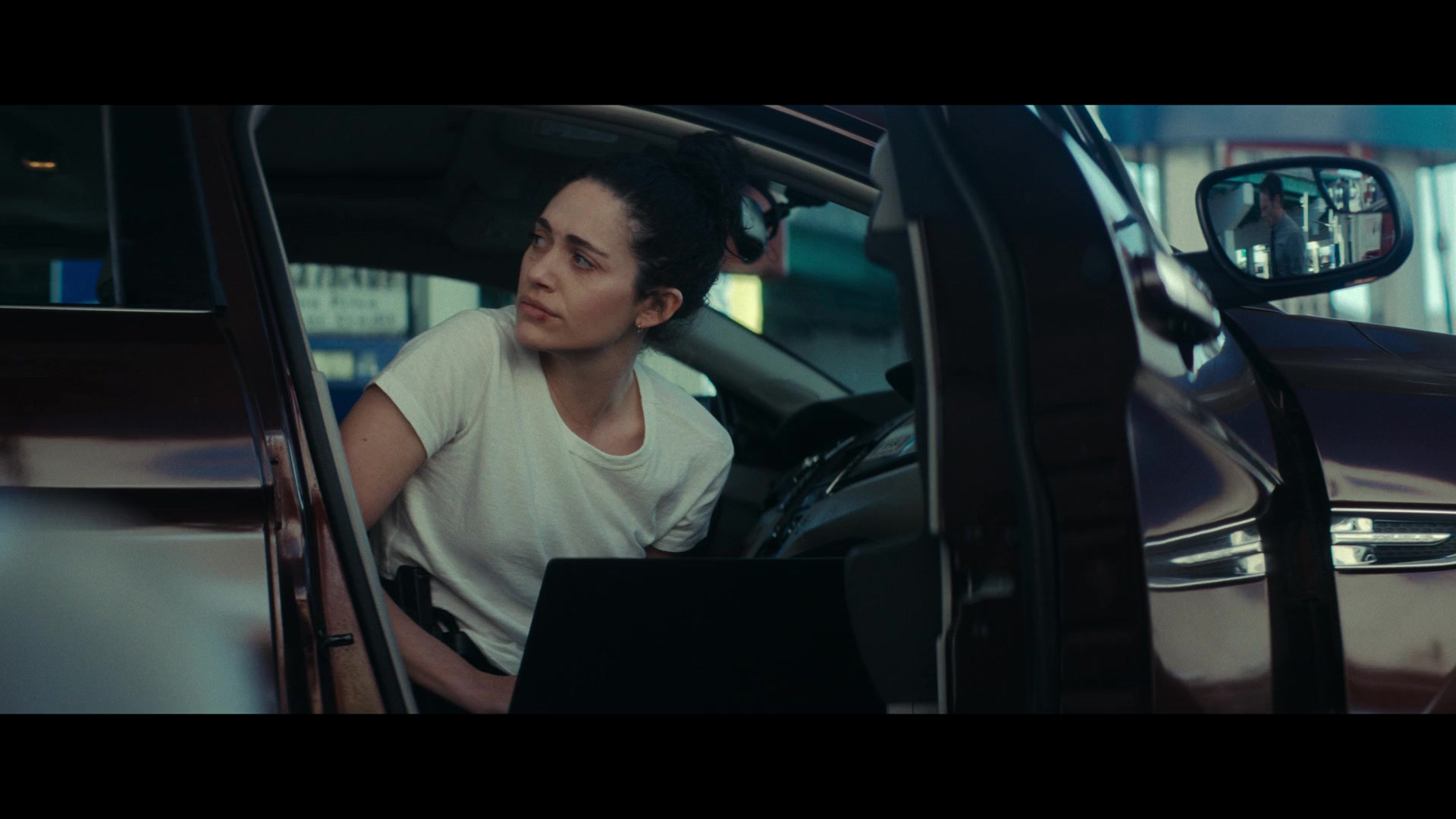 Furious_S01E04_Flash_Flood_1080p_ERW_006792.jpg