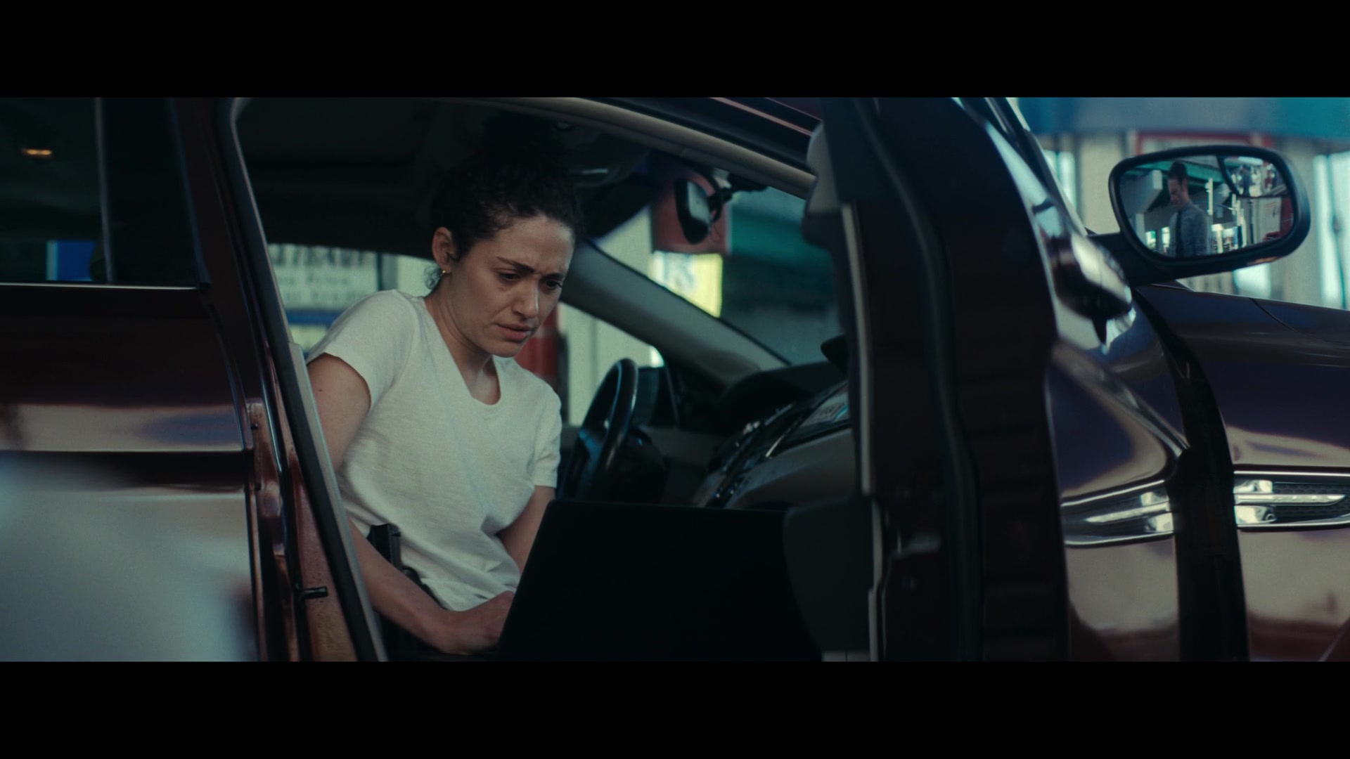 Furious_S01E04_Flash_Flood_1080p_ERW_006797.jpg