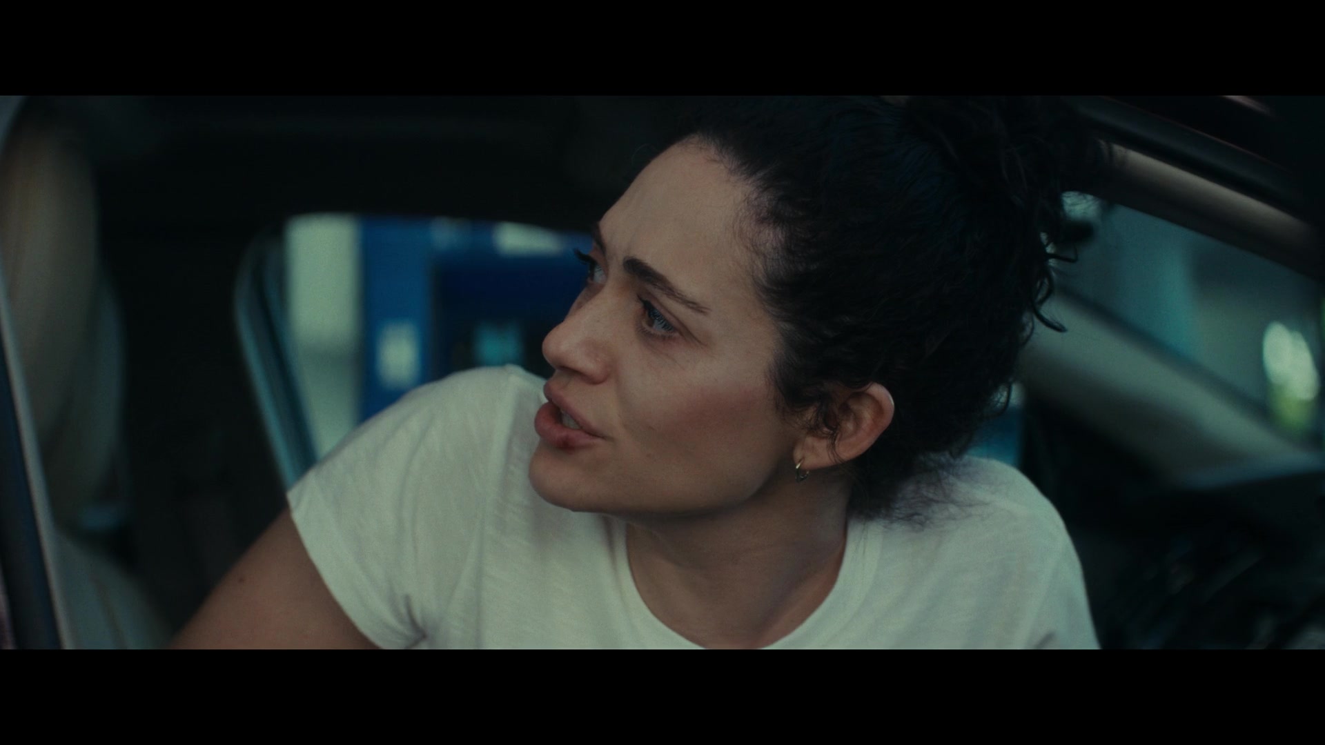 Furious_S01E04_Flash_Flood_1080p_ERW_006820.jpg