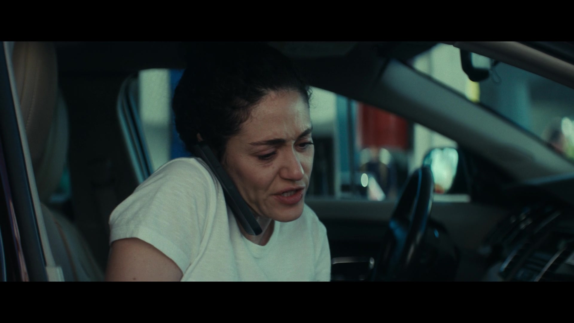 Furious_S01E04_Flash_Flood_1080p_ERW_006846.jpg