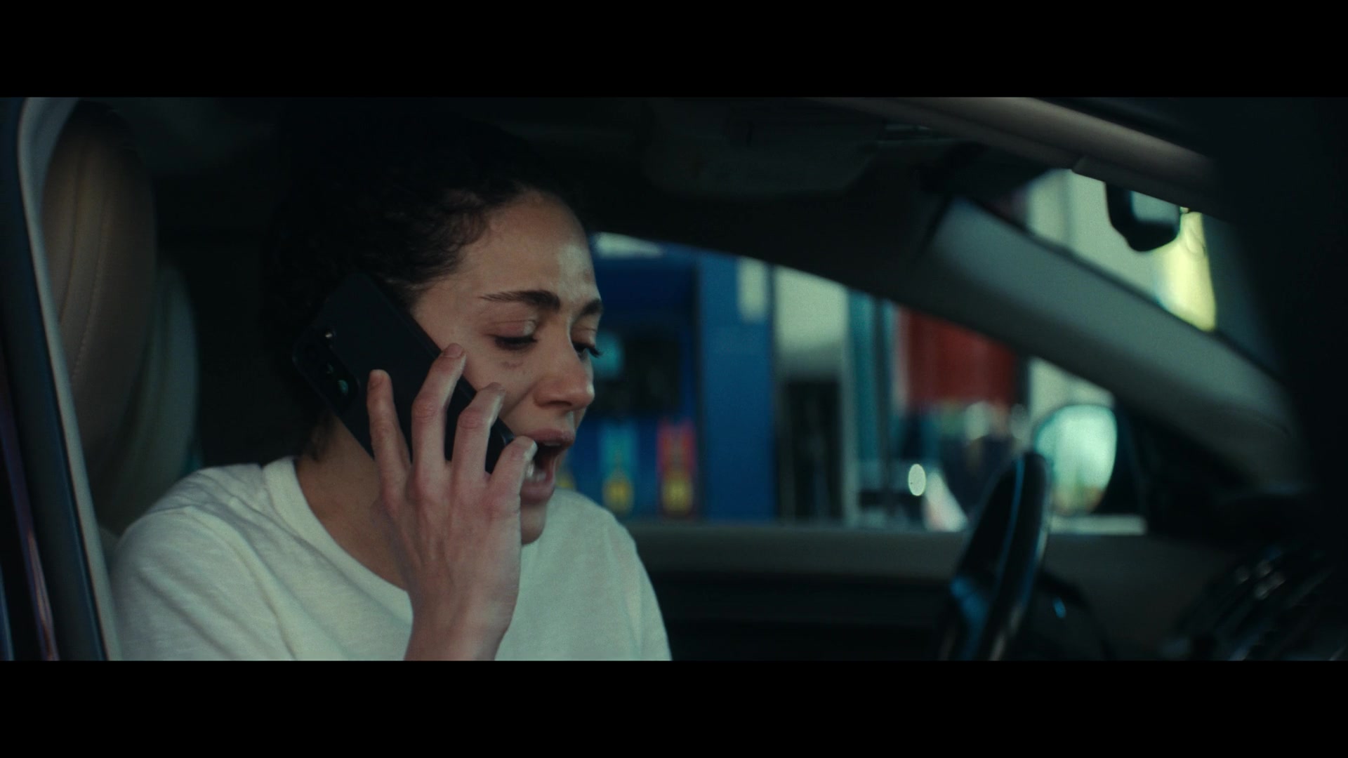 Furious_S01E04_Flash_Flood_1080p_ERW_006859.jpg