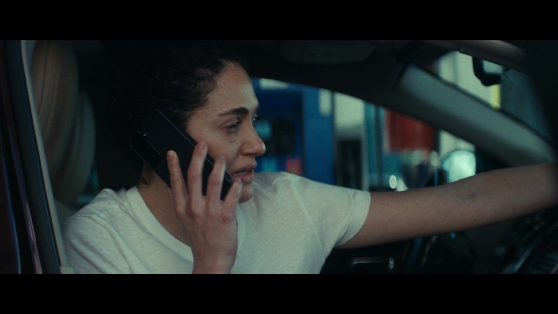 Furious_S01E04_Flash_Flood_1080p_ERW_006872.jpg