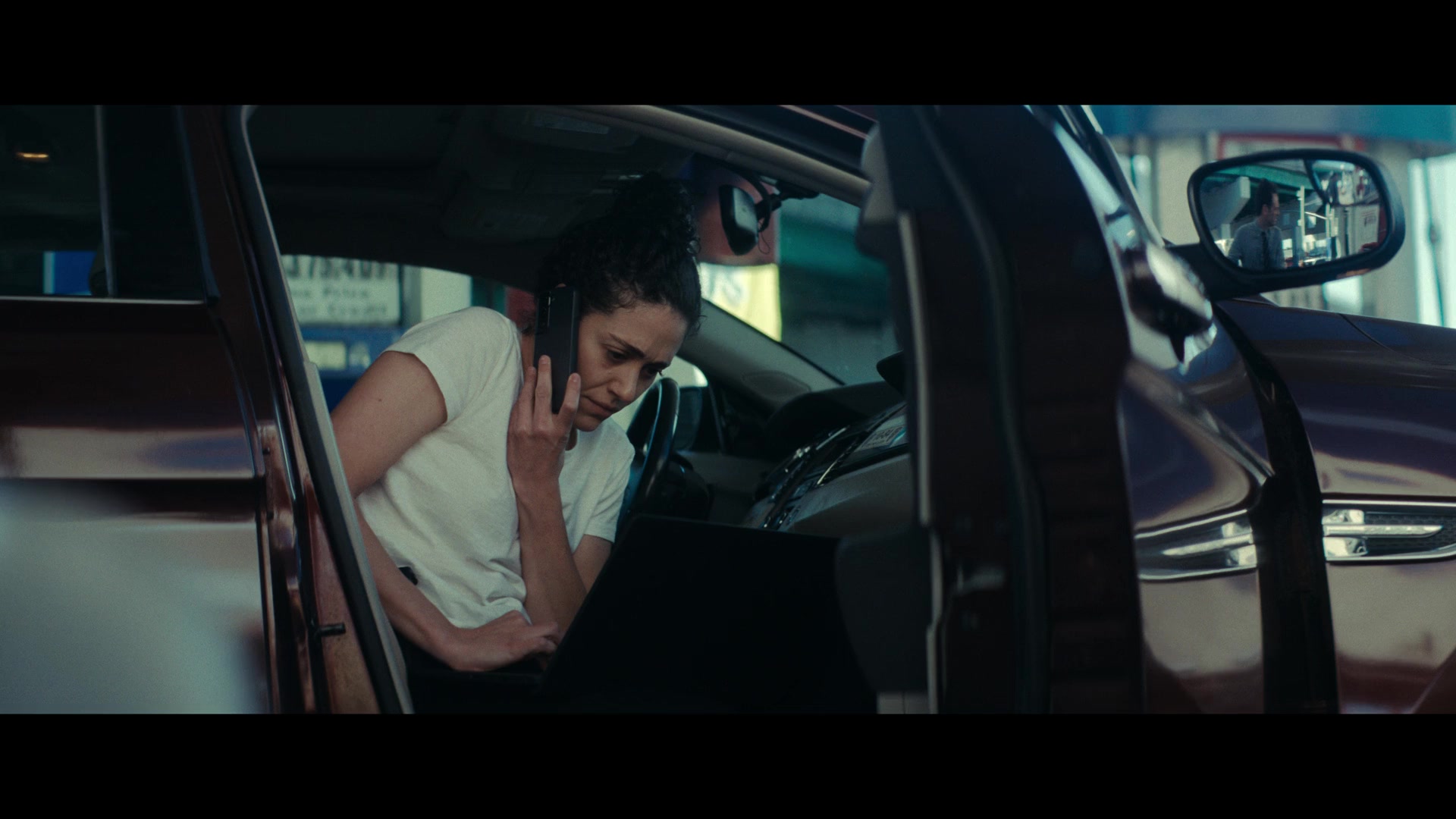 Furious_S01E04_Flash_Flood_1080p_ERW_006930.jpg