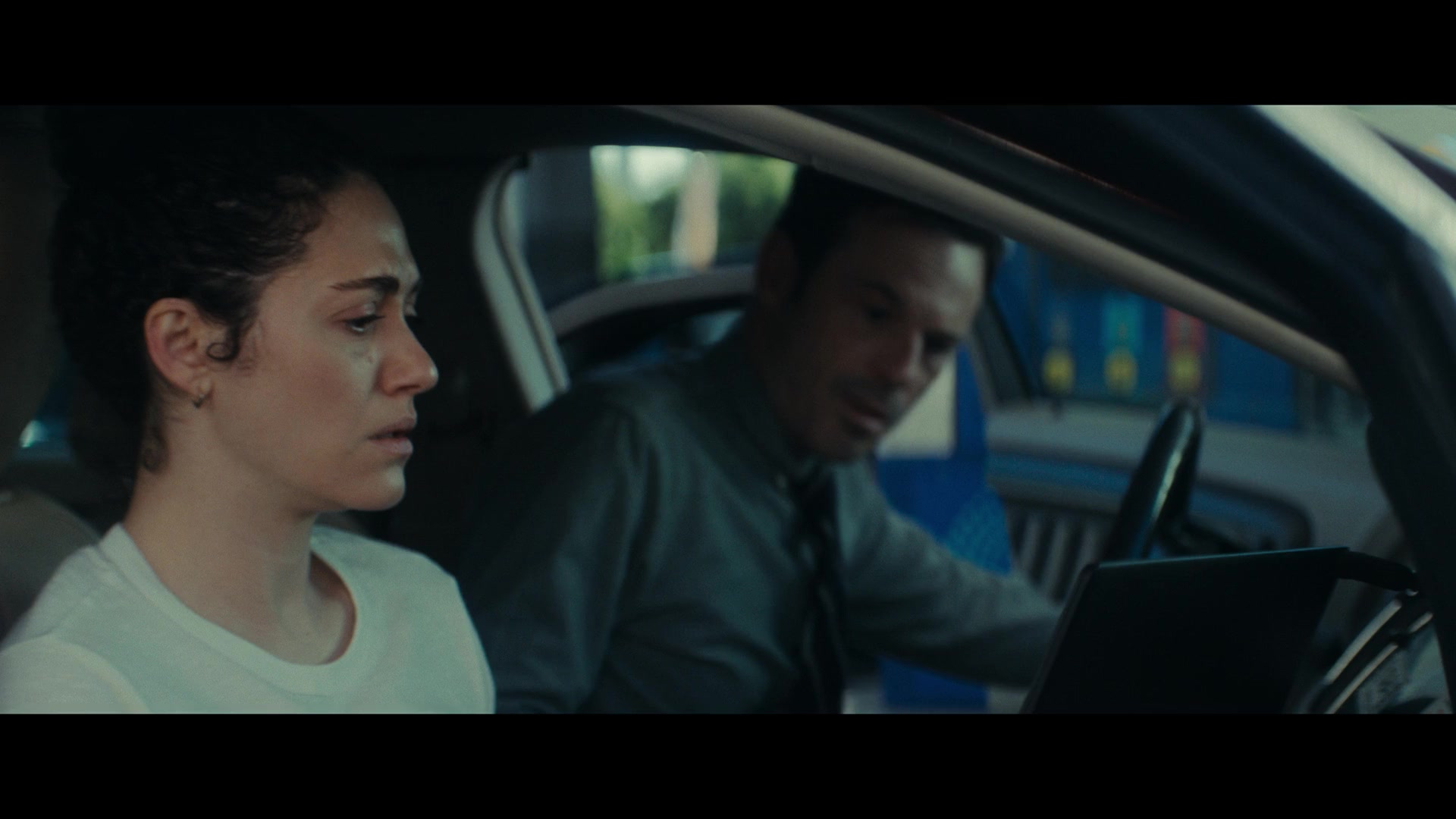 Furious_S01E04_Flash_Flood_1080p_ERW_007197.jpg