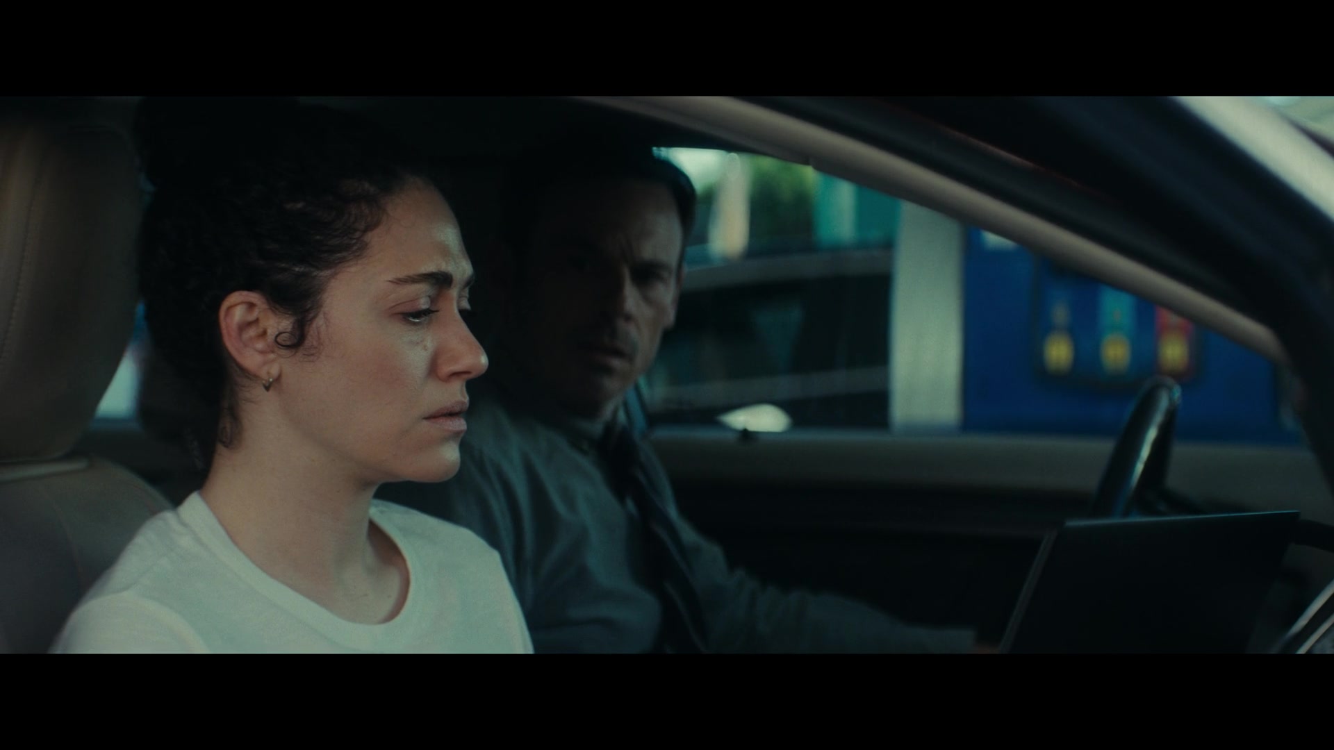 Furious_S01E04_Flash_Flood_1080p_ERW_007203.jpg