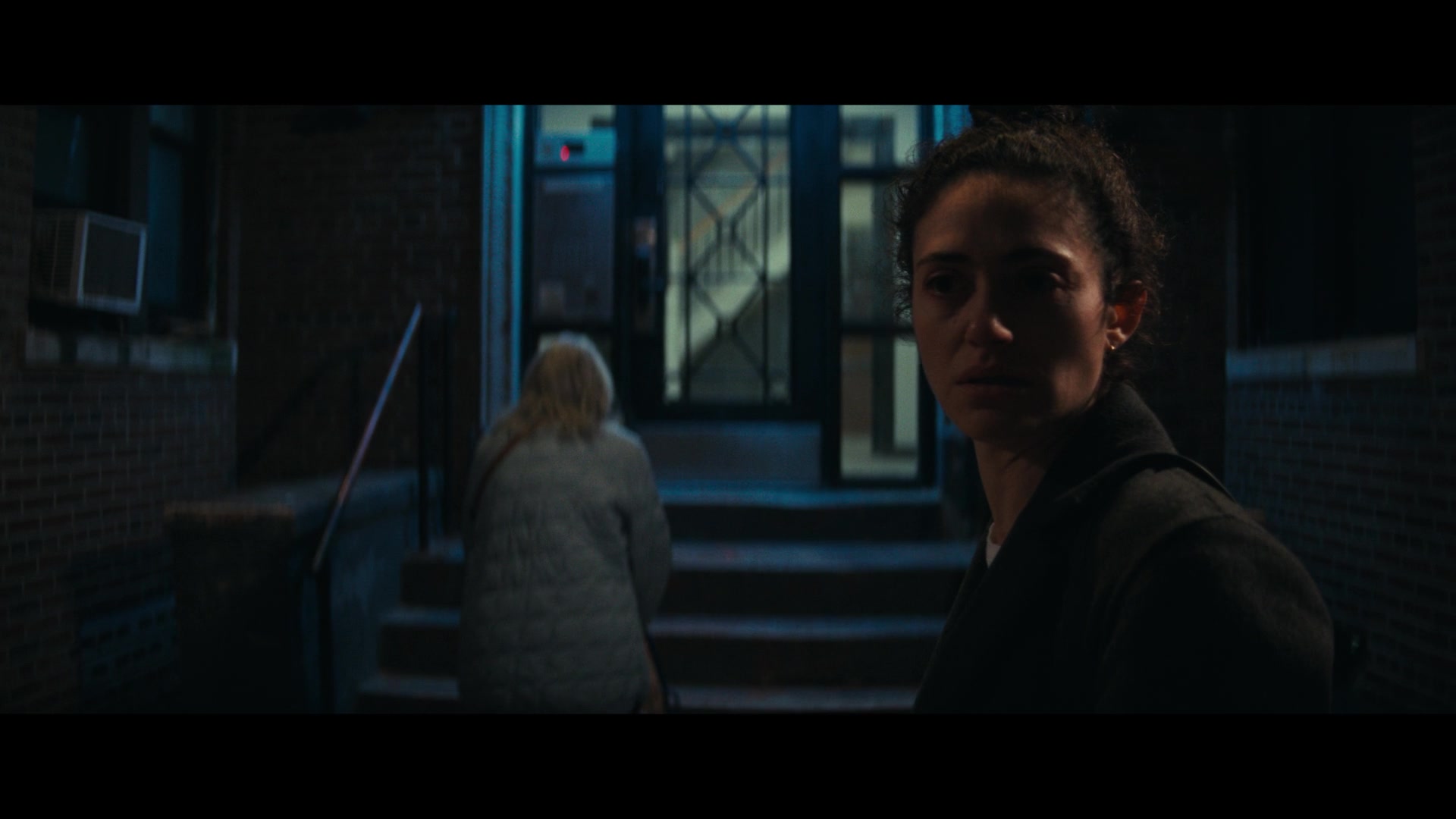 Furious_S01E05_Pick_a_Sticker_1080p_ERW_000911.jpg