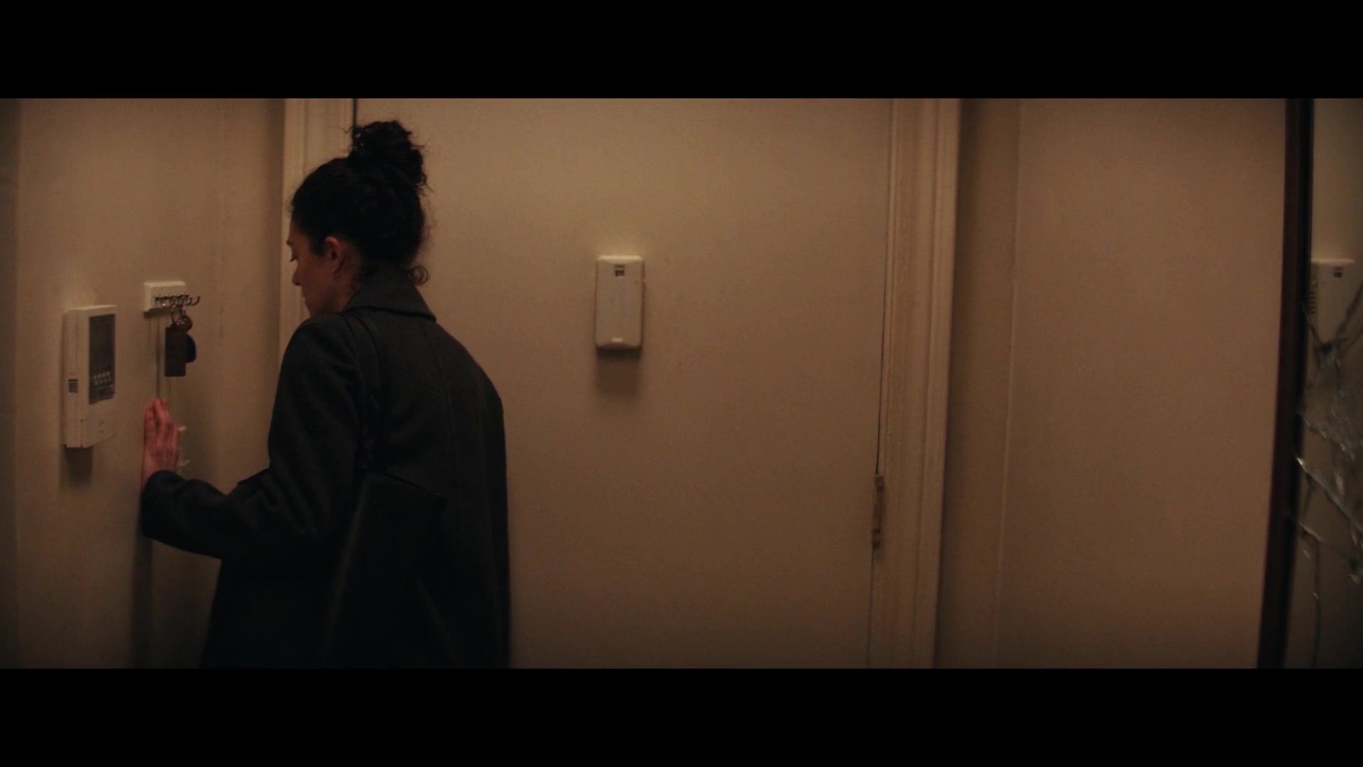 Furious_S01E05_Pick_a_Sticker_1080p_ERW_000932.jpg