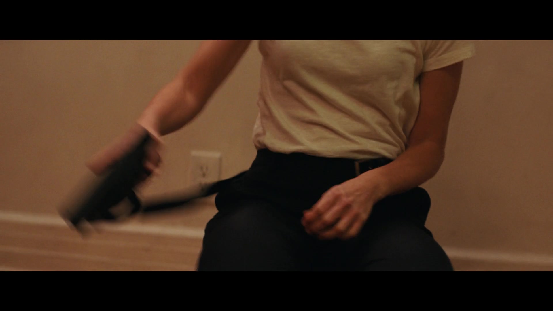 Furious_S01E05_Pick_a_Sticker_1080p_ERW_000963.jpg