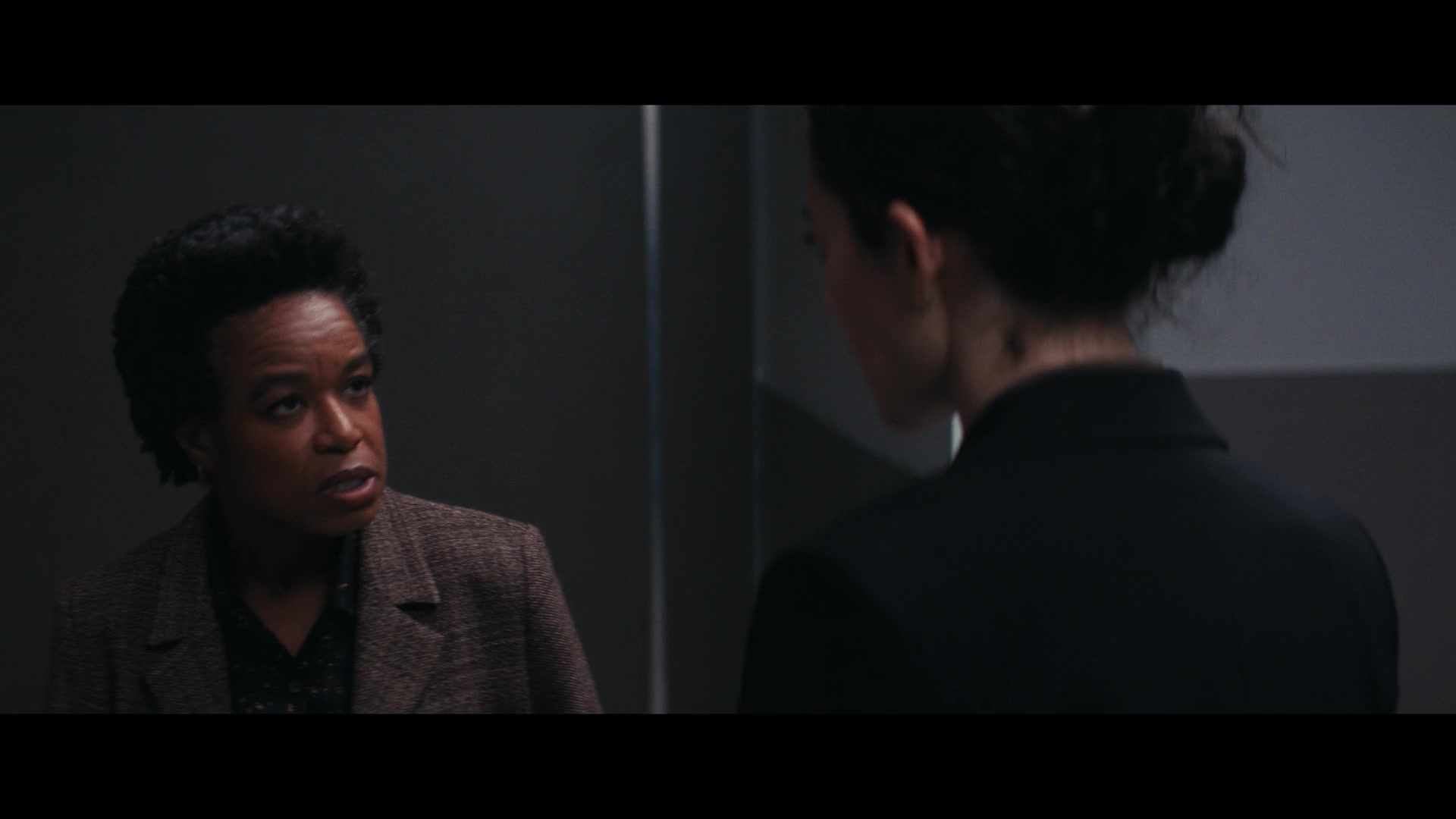 Furious_S01E05_Pick_a_Sticker_1080p_ERW_002613.jpg