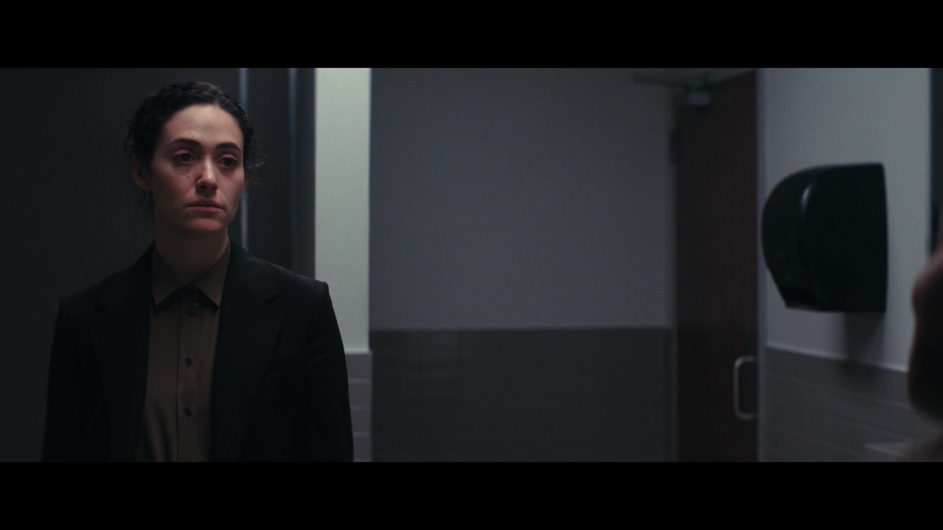 Furious_S01E05_Pick_a_Sticker_1080p_ERW_002706.jpg