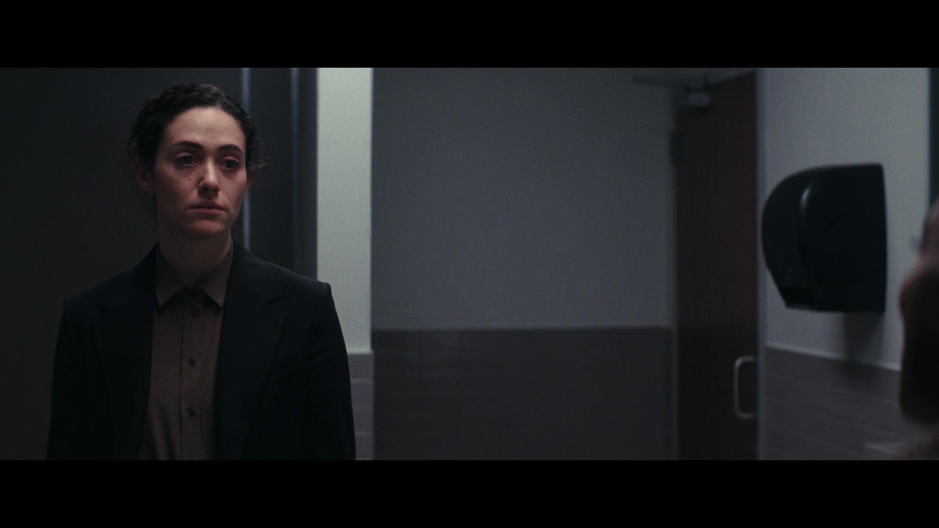 Furious_S01E05_Pick_a_Sticker_1080p_ERW_002707.jpg