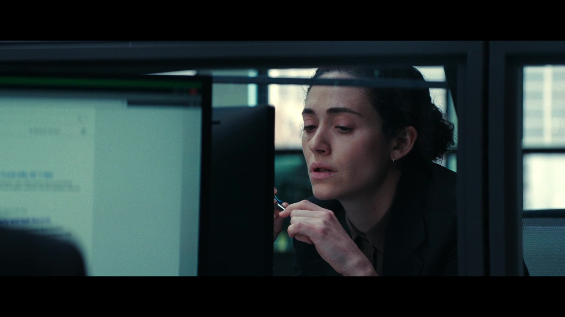 Furious_S01E05_Pick_a_Sticker_1080p_ERW_002746.jpg