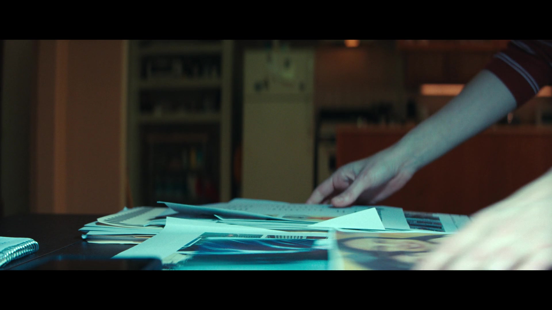 Furious_S01E05_Pick_a_Sticker_1080p_ERW_003839.jpg