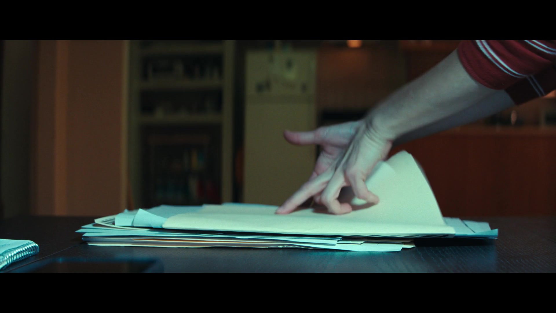 Furious_S01E05_Pick_a_Sticker_1080p_ERW_003841.jpg