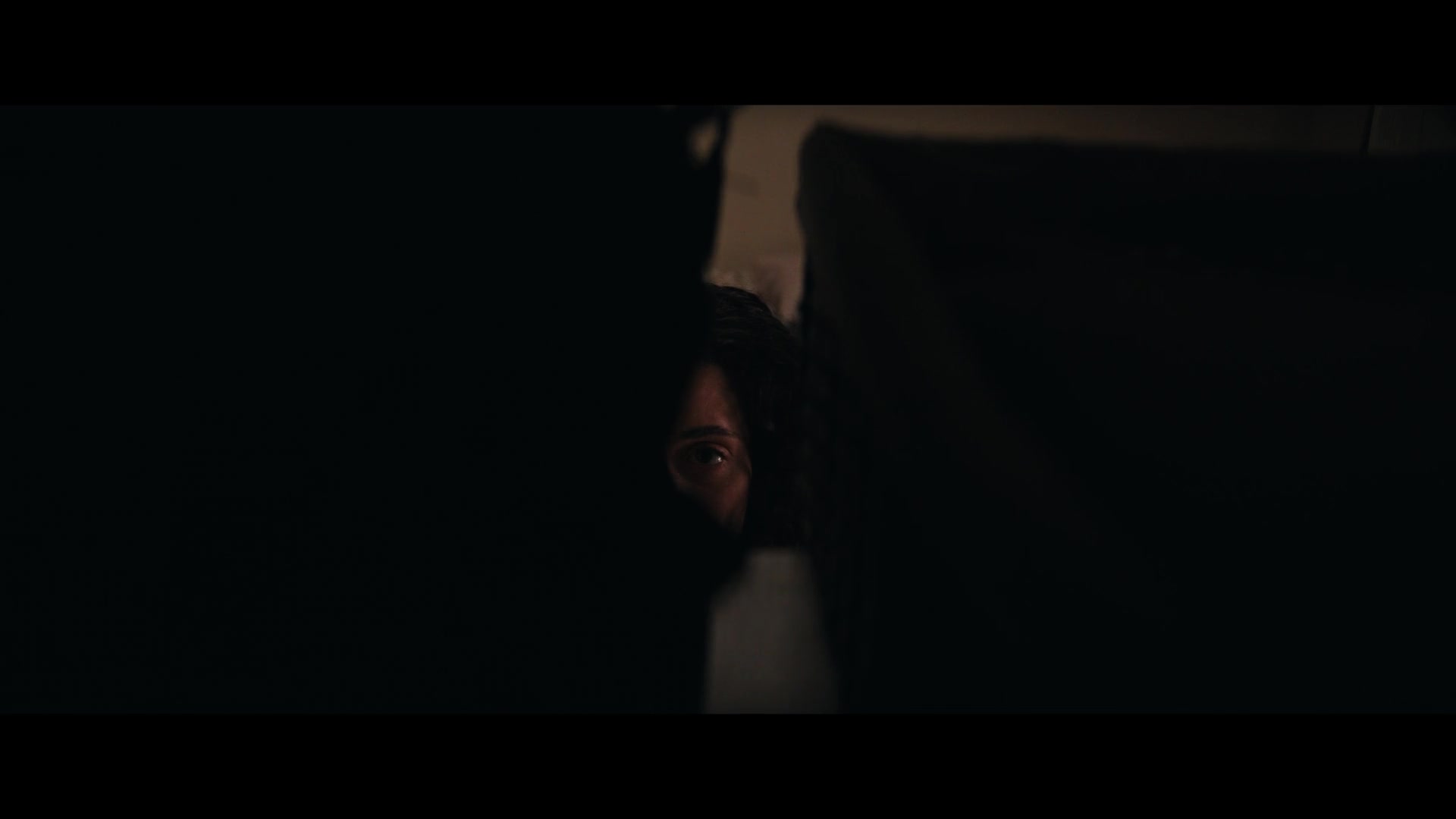 Furious_S01E05_Pick_a_Sticker_1080p_ERW_003895.jpg