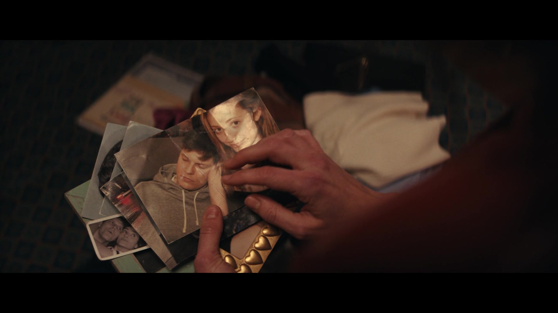 Furious_S01E05_Pick_a_Sticker_1080p_ERW_003996.jpg