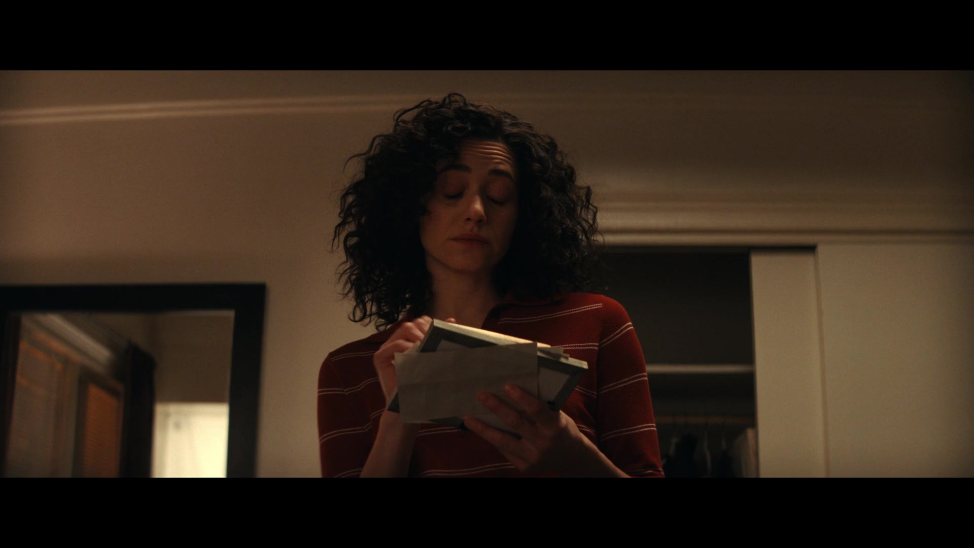 Furious_S01E05_Pick_a_Sticker_1080p_ERW_004002.jpg