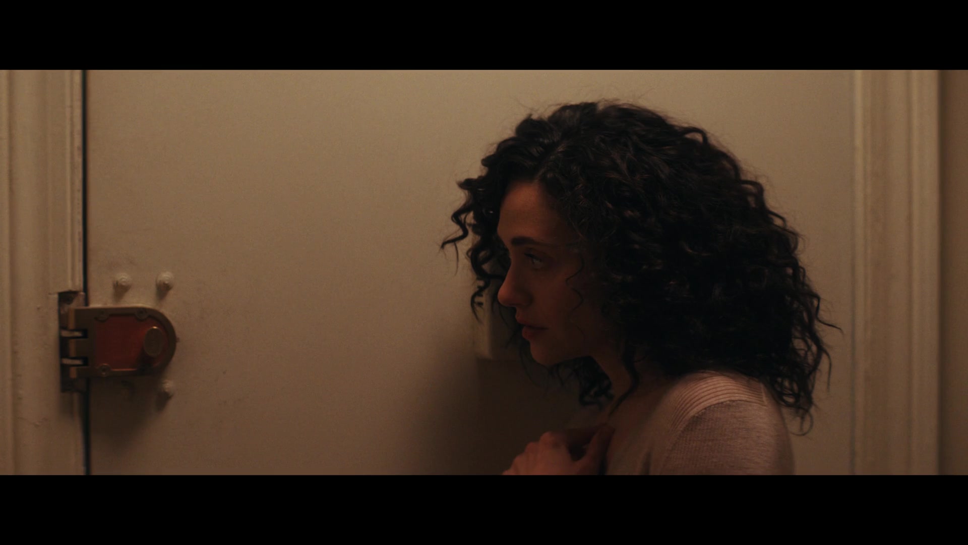 Furious_S01E05_Pick_a_Sticker_1080p_ERW_004067.jpg
