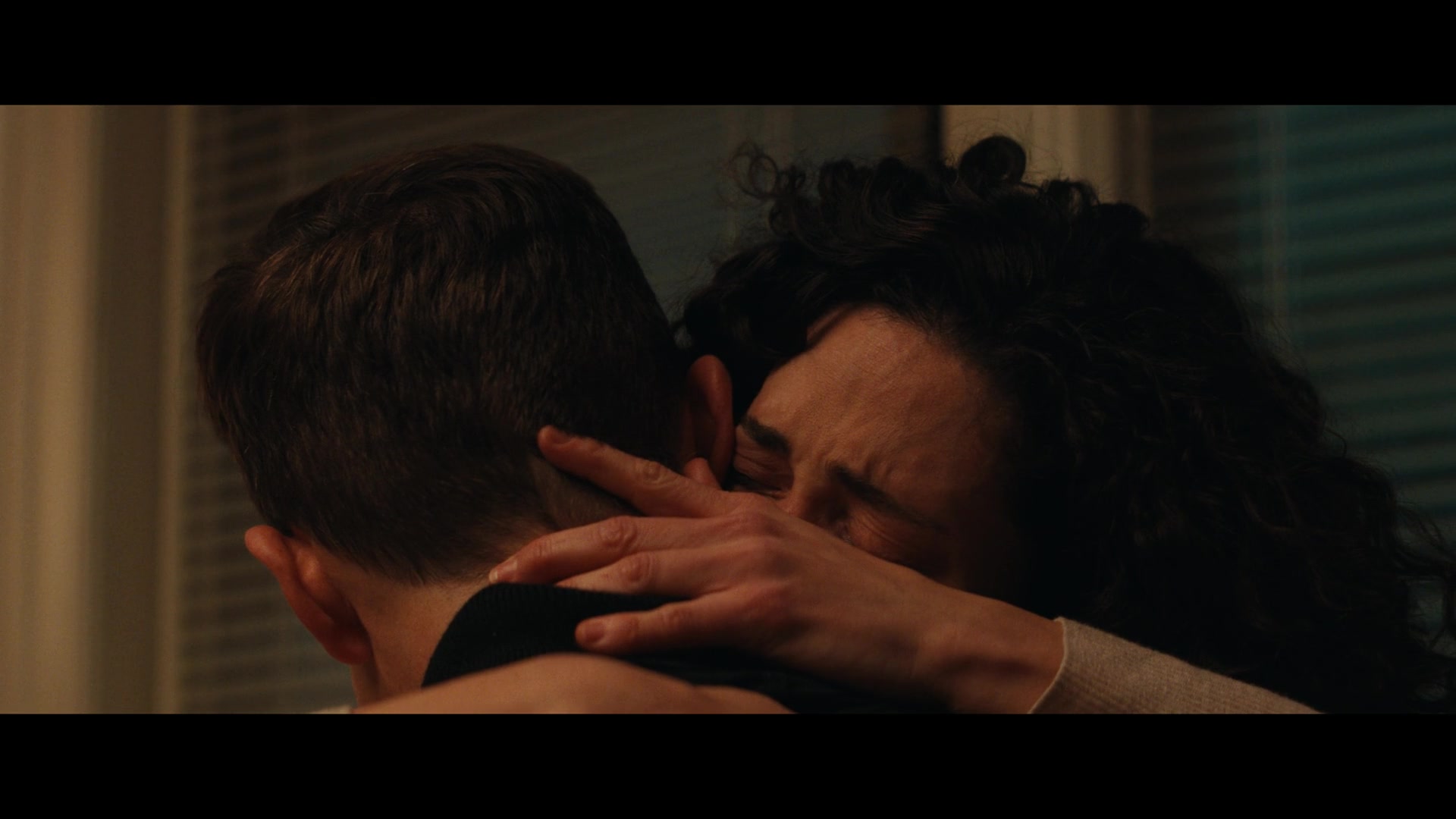 Furious_S01E05_Pick_a_Sticker_1080p_ERW_004462.jpg