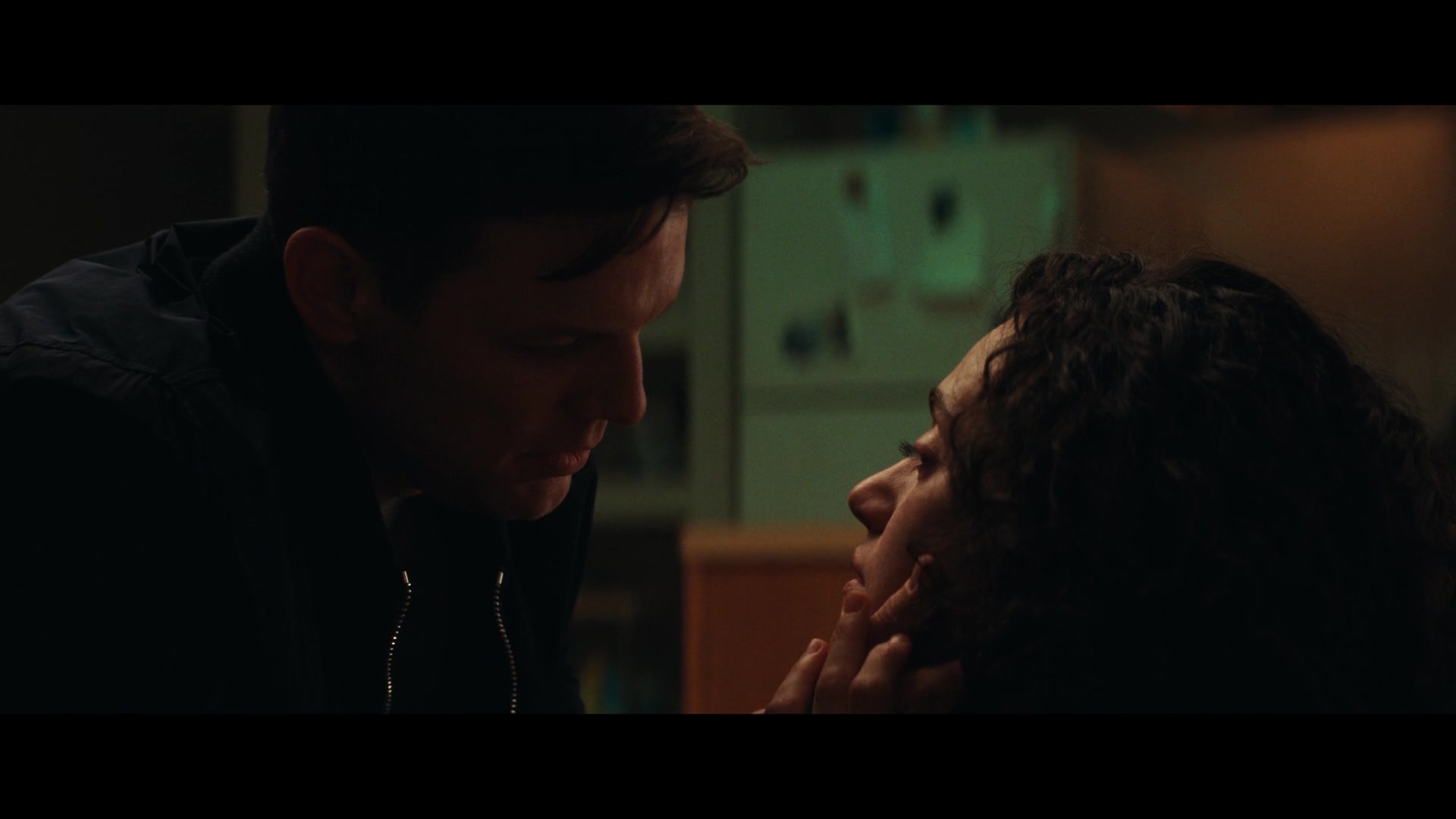 Furious_S01E05_Pick_a_Sticker_1080p_ERW_004800.jpg