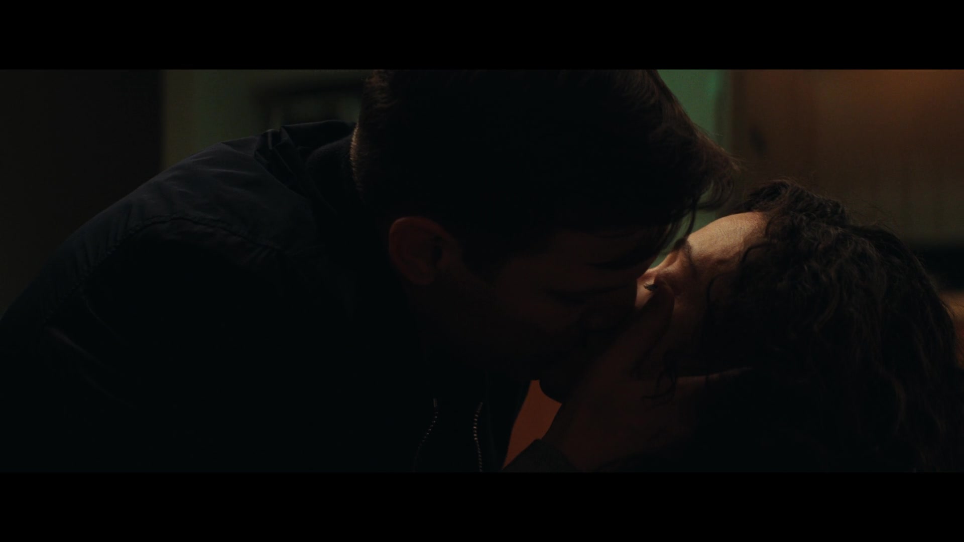Furious_S01E05_Pick_a_Sticker_1080p_ERW_004823.jpg